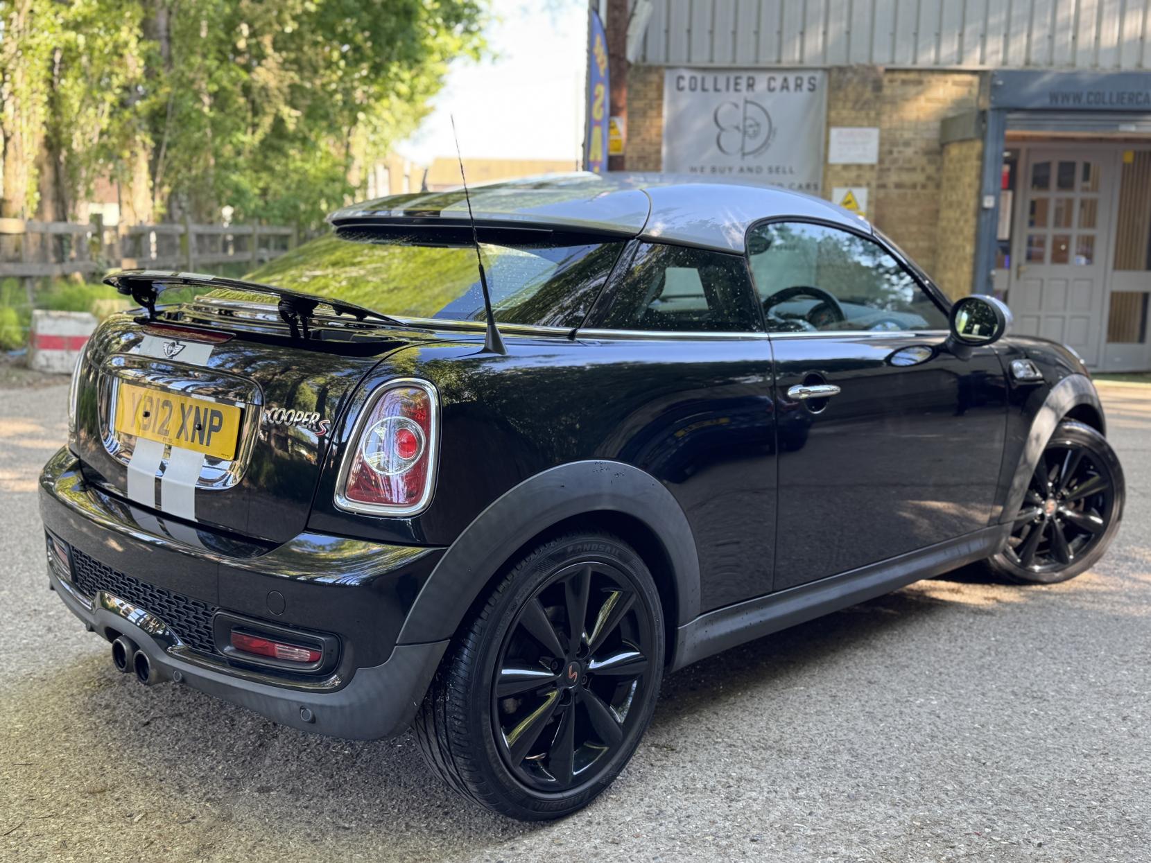 MINI Coupe 1.6 Cooper S Coupe 2dr Petrol Manual Euro 5 (s/s) (184 ps)