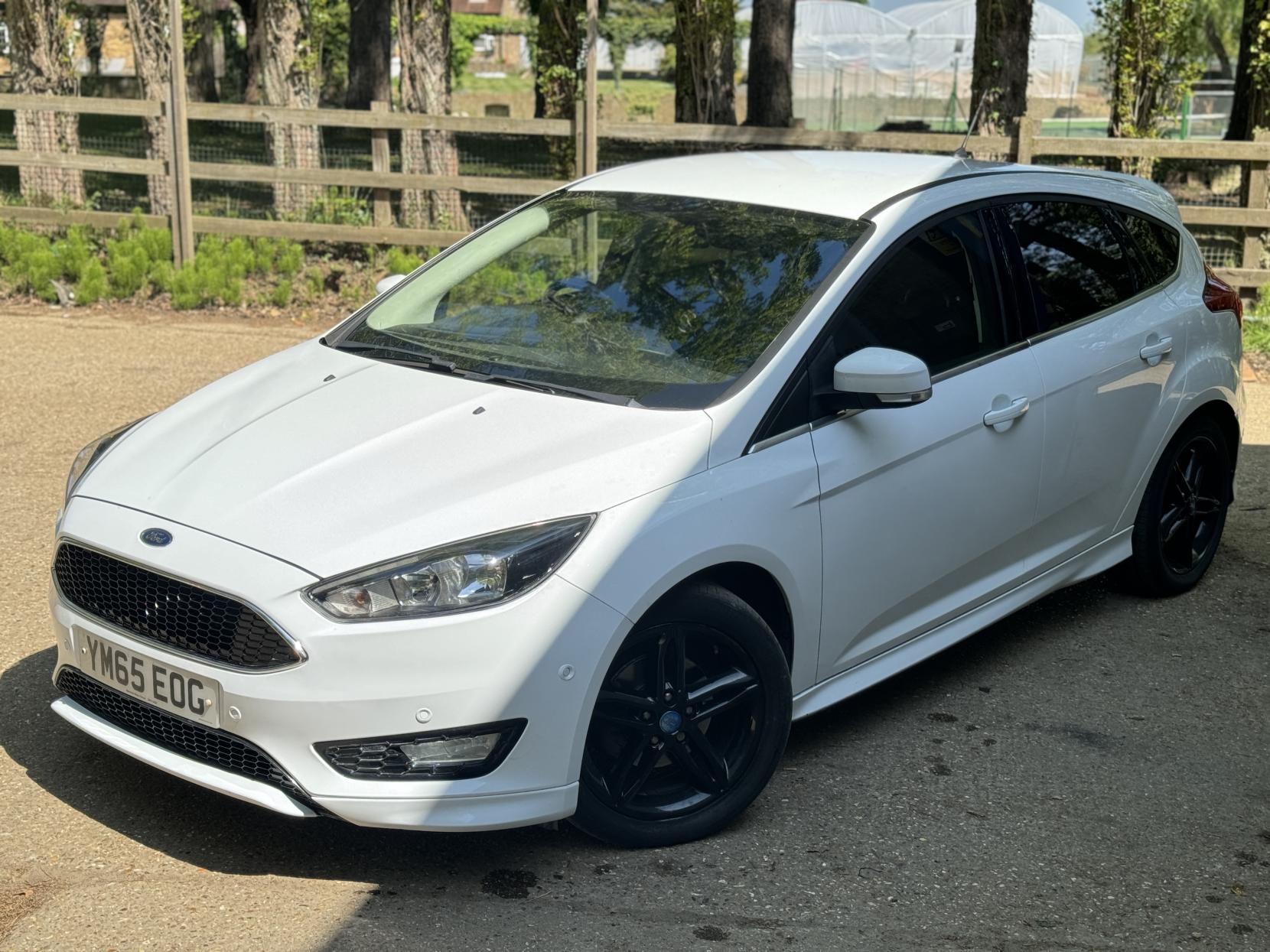 Ford Focus 1.0T EcoBoost Zetec S Hatchback 5dr Petrol Manual Euro 6 (s/s) (125 ps)
