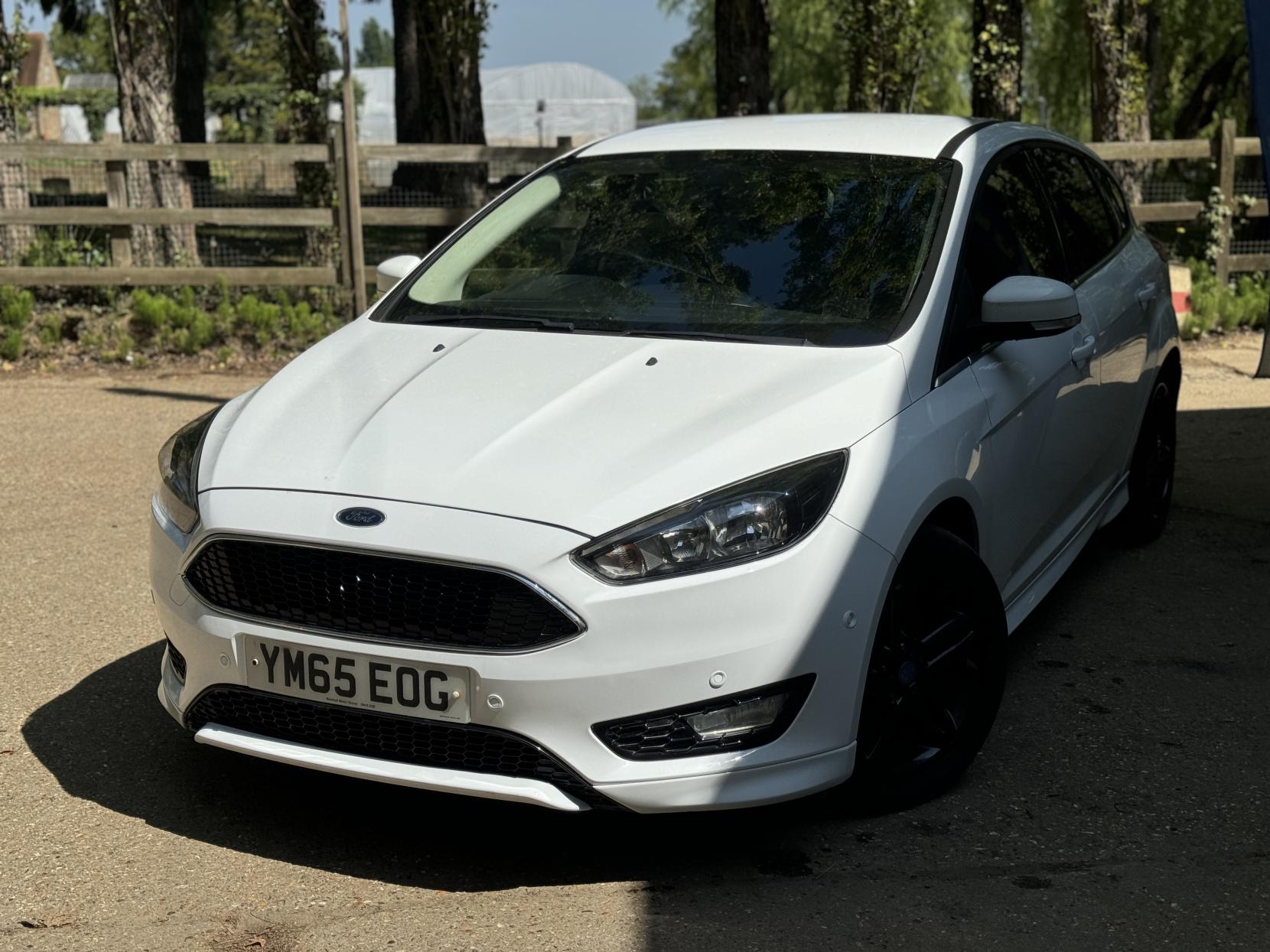 Ford Focus 1.0T EcoBoost Zetec S Hatchback 5dr Petrol Manual Euro 6 (s/s) (125 ps)