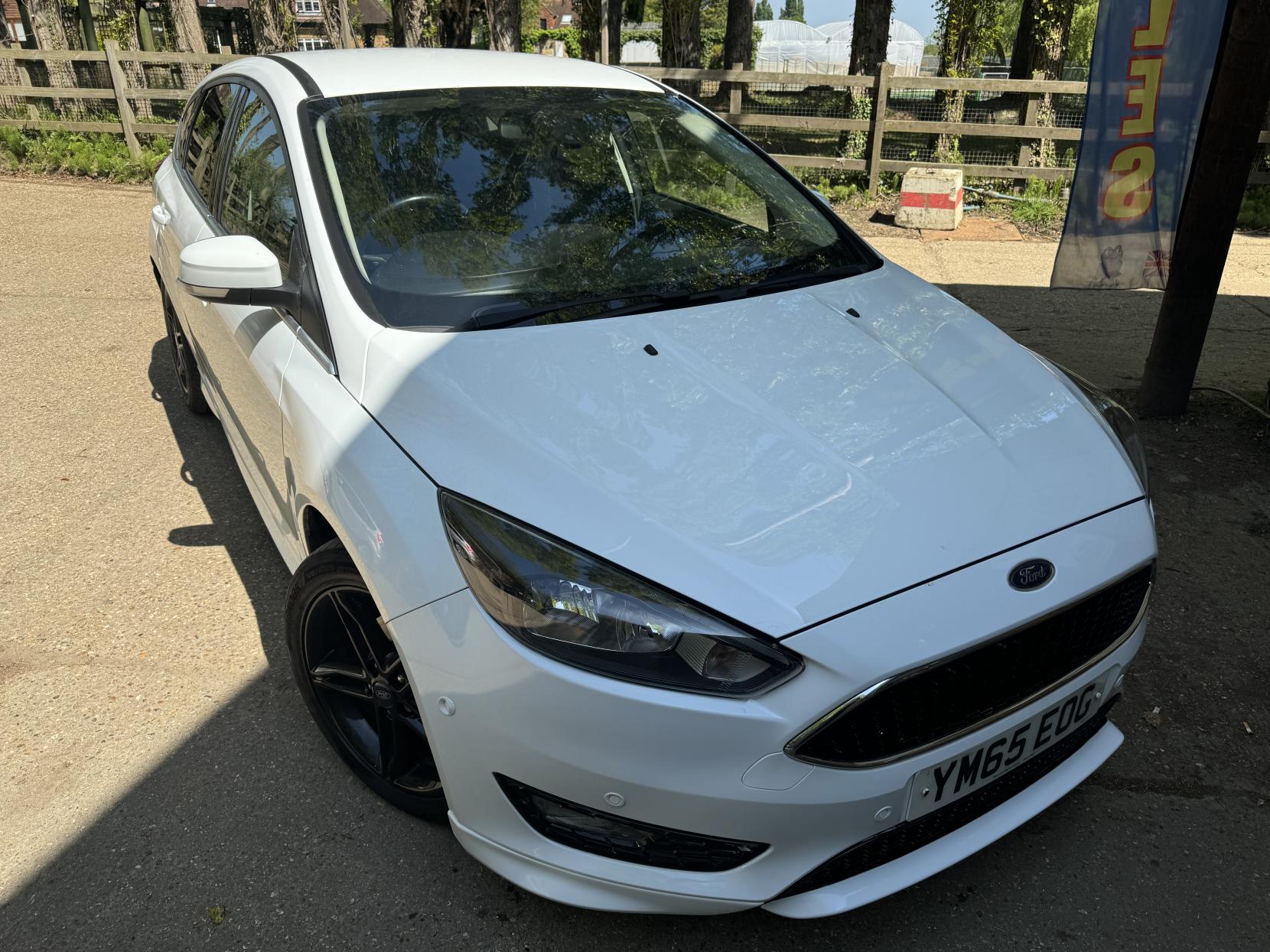 Ford Focus 1.0T EcoBoost Zetec S Hatchback 5dr Petrol Manual Euro 6 (s/s) (125 ps)