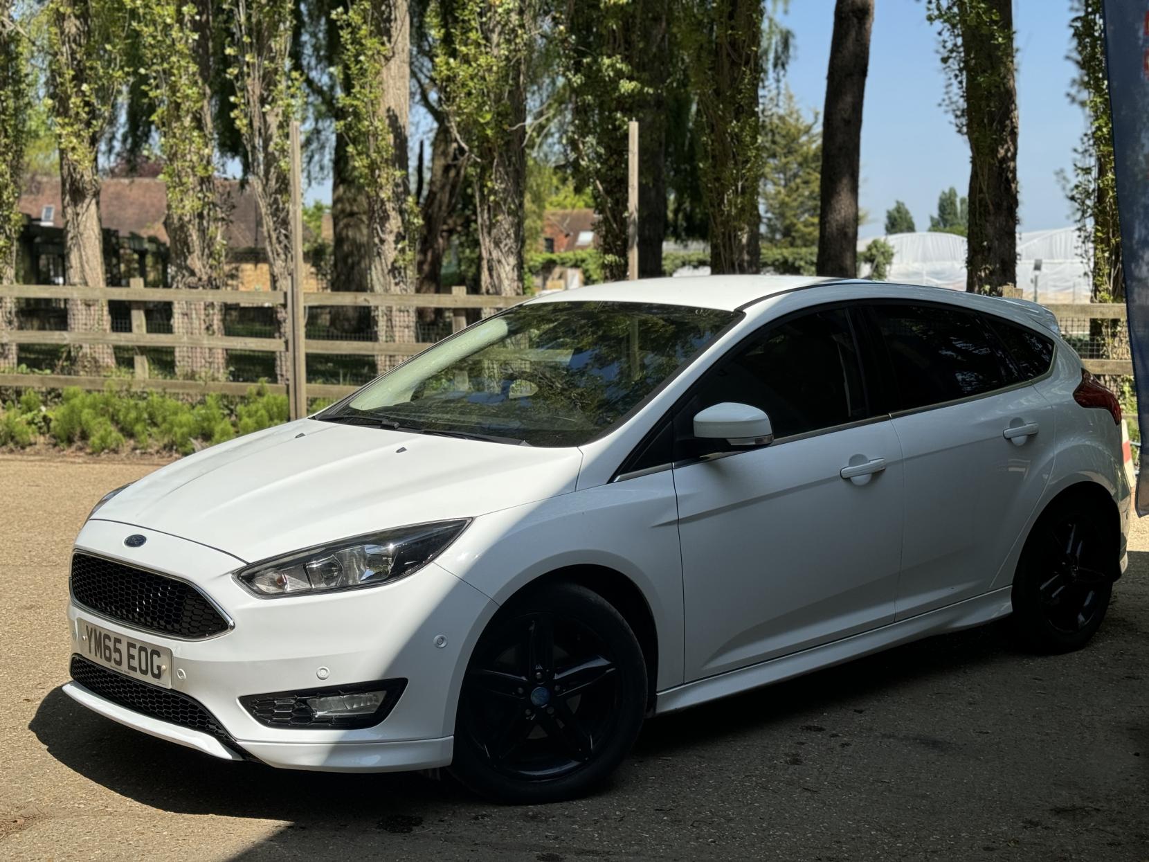 Ford Focus 1.0T EcoBoost Zetec S Hatchback 5dr Petrol Manual Euro 6 (s/s) (125 ps)