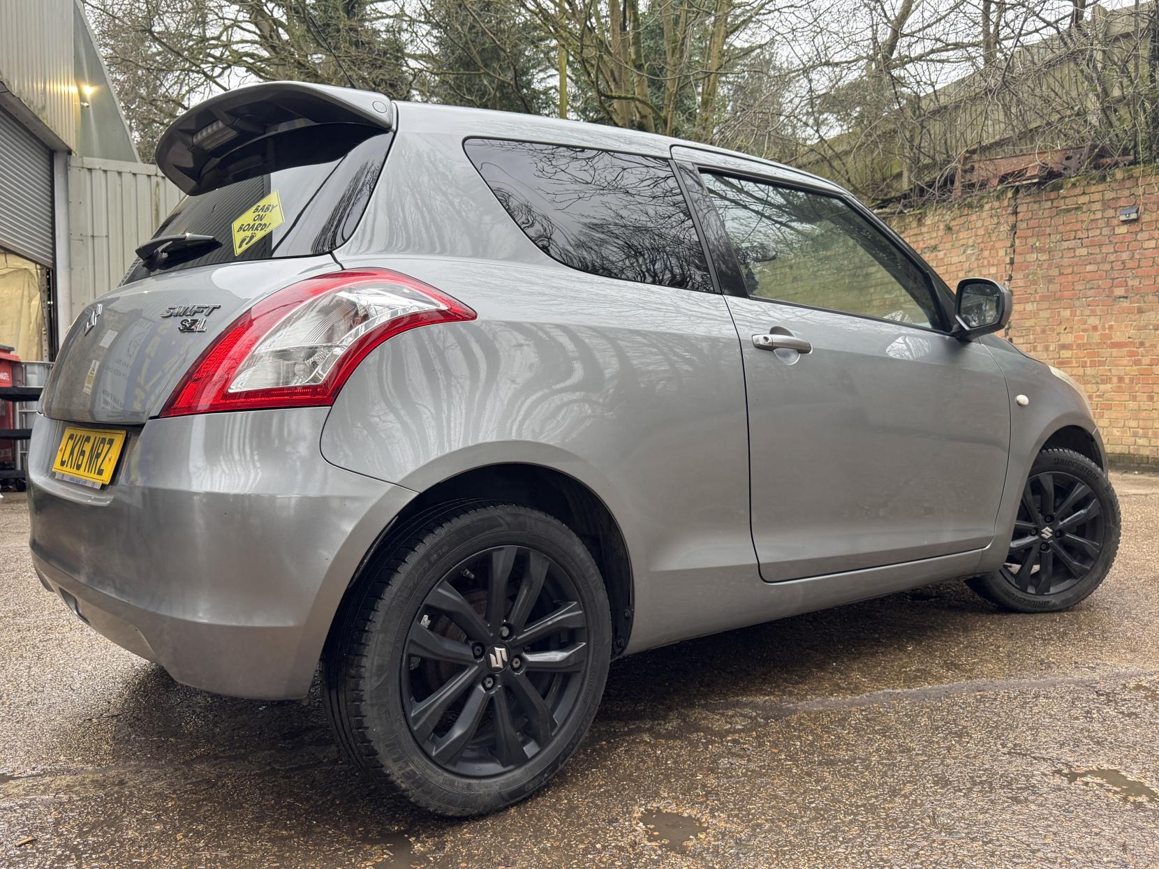 Suzuki Swift 1.2 SZ-L Hatchback 3dr Petrol Manual Euro 6 (94 ps)