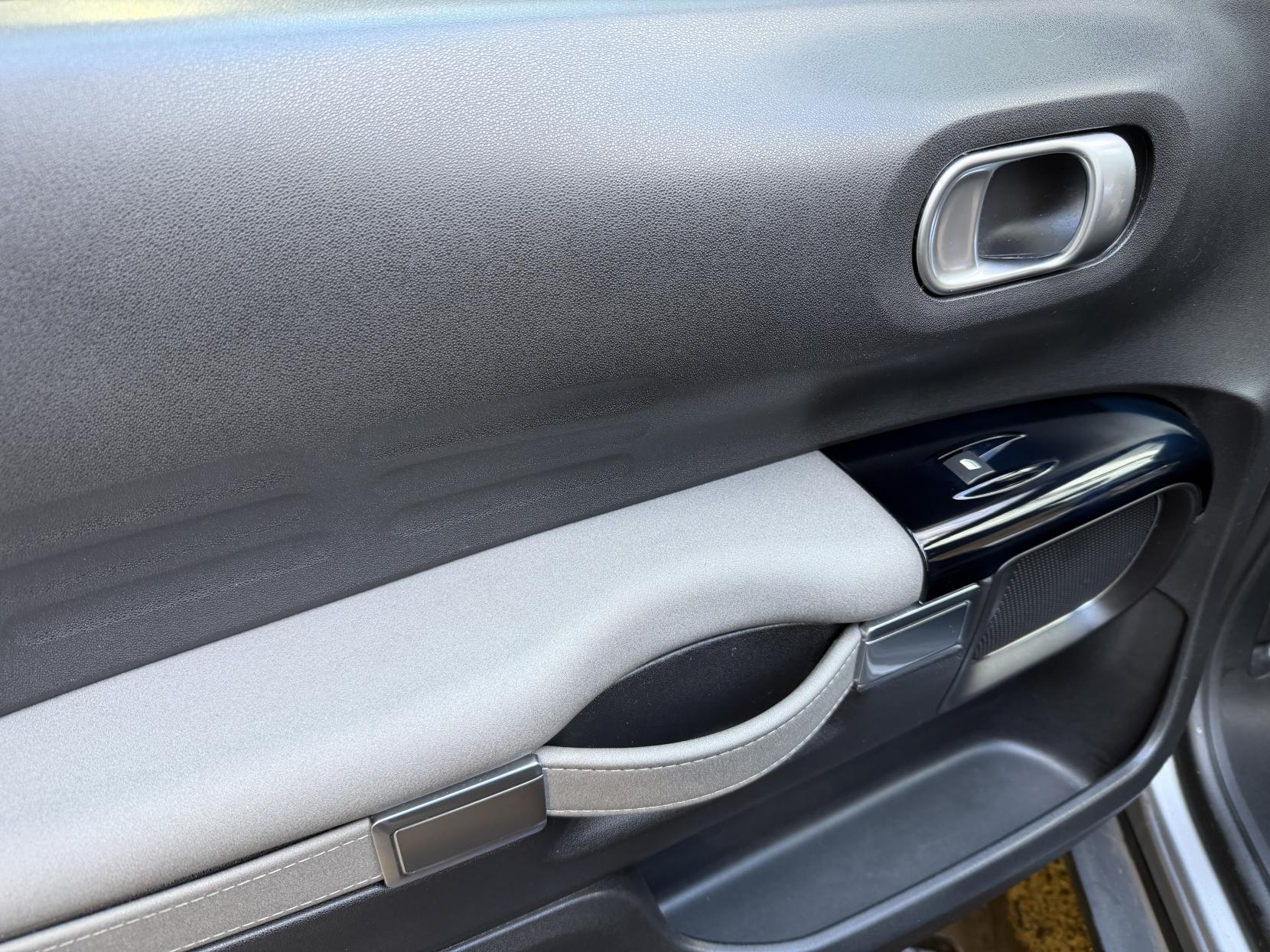 Citroen C4 Cactus 1.2 PureTech GPF Flair Hatchback 5dr Petrol Manual Euro 6 (s/s) (110 ps)