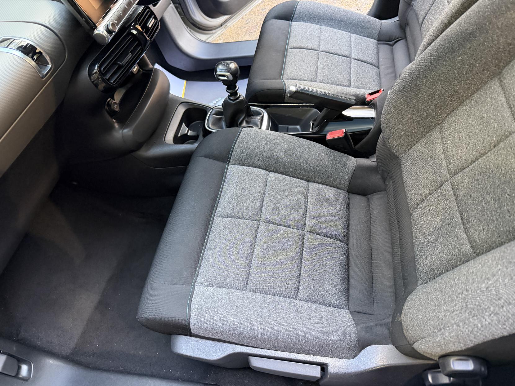 Citroen C4 Cactus 1.2 PureTech GPF Flair Hatchback 5dr Petrol Manual Euro 6 (s/s) (110 ps)