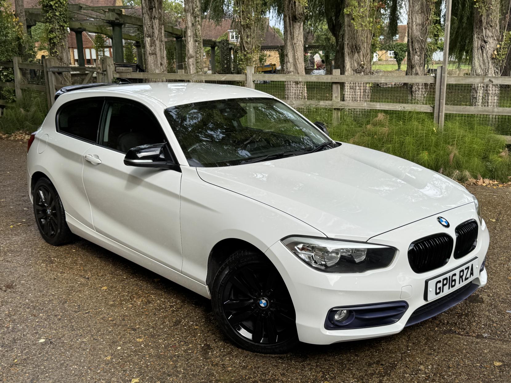 BMW 1 Series 1.5 118i Sport Hatchback 3dr Petrol Manual Euro 6 (s/s) (136 ps)