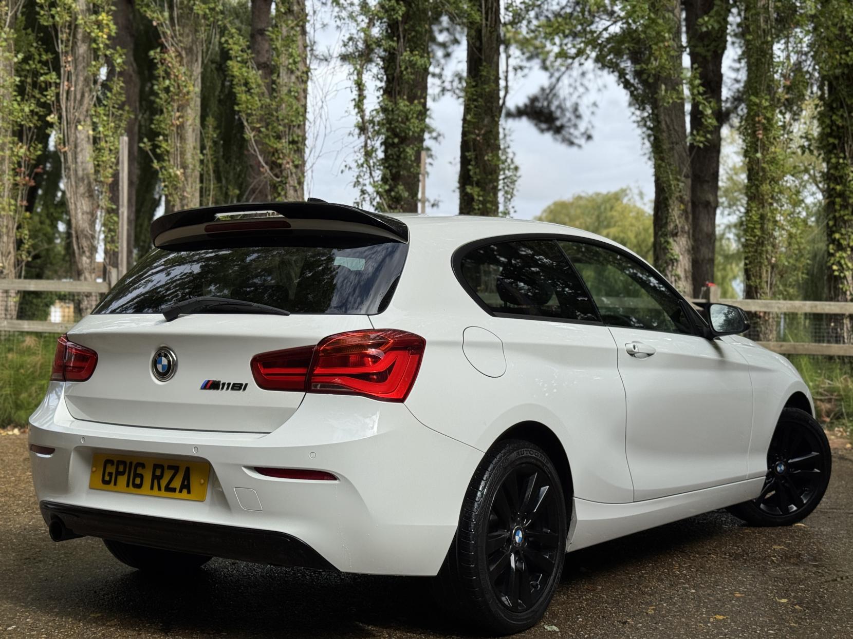 BMW 1 Series 1.5 118i Sport Hatchback 3dr Petrol Manual Euro 6 (s/s) (136 ps)