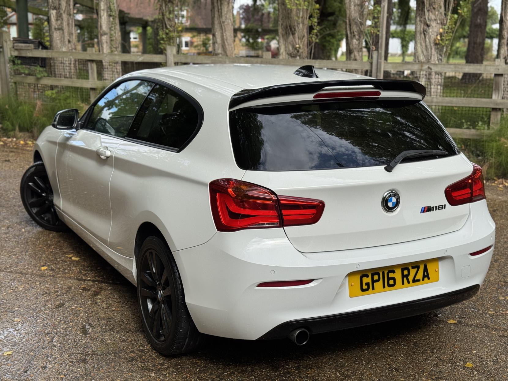 BMW 1 Series 1.5 118i Sport Hatchback 3dr Petrol Manual Euro 6 (s/s) (136 ps)