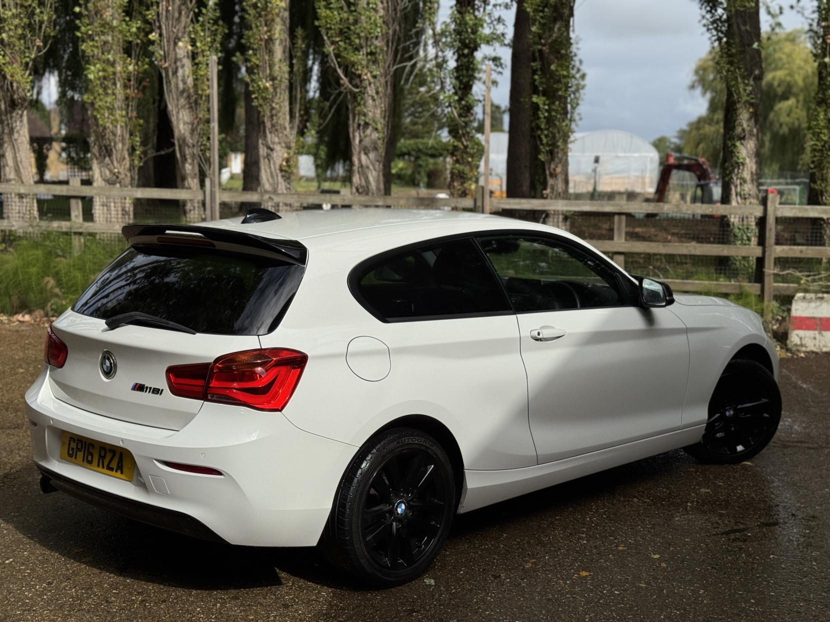 BMW 1 Series 1.5 118i Sport Hatchback 3dr Petrol Manual Euro 6 (s/s) (136 ps)