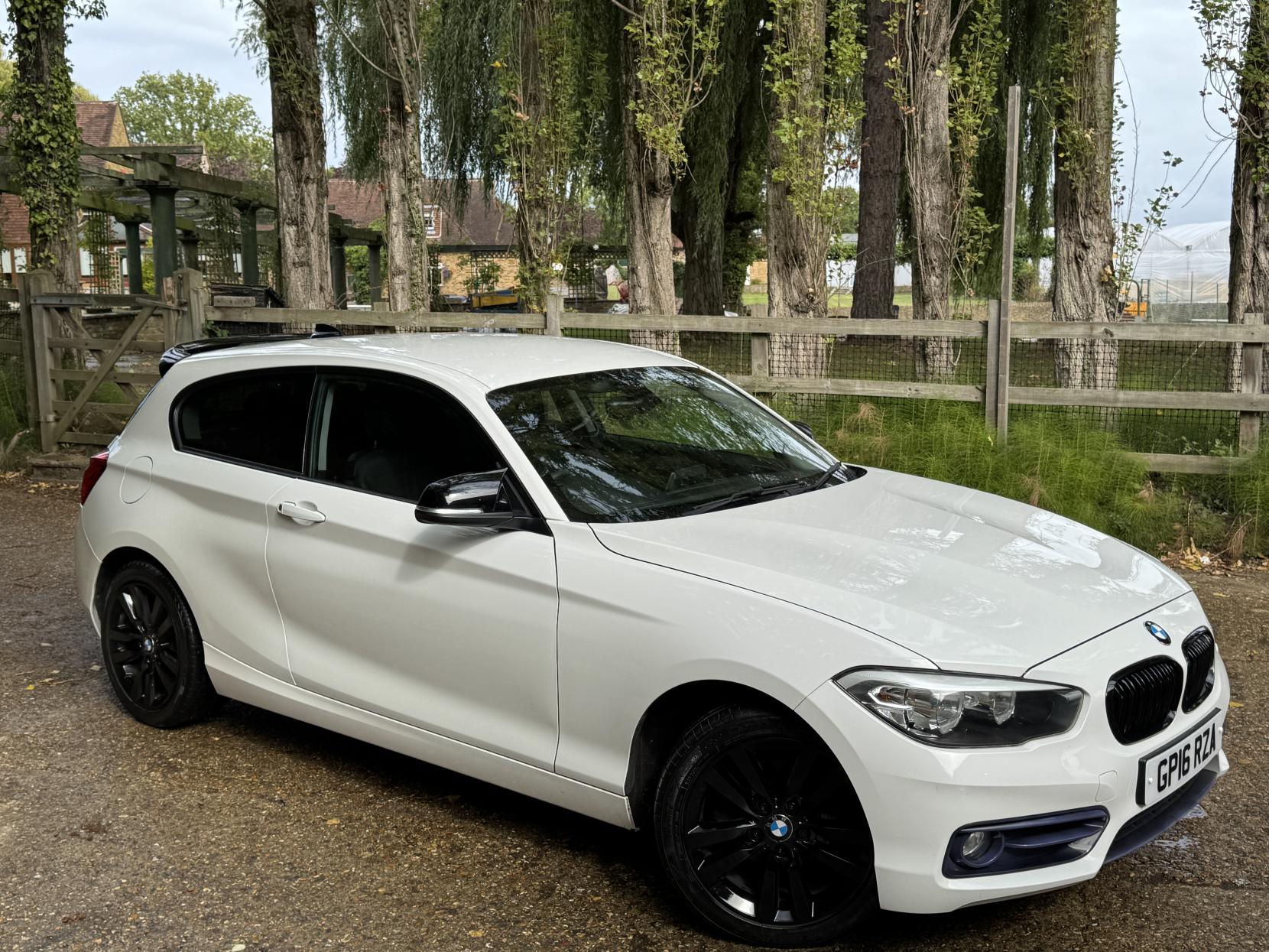 BMW 1 Series 1.5 118i Sport Hatchback 3dr Petrol Manual Euro 6 (s/s) (136 ps)