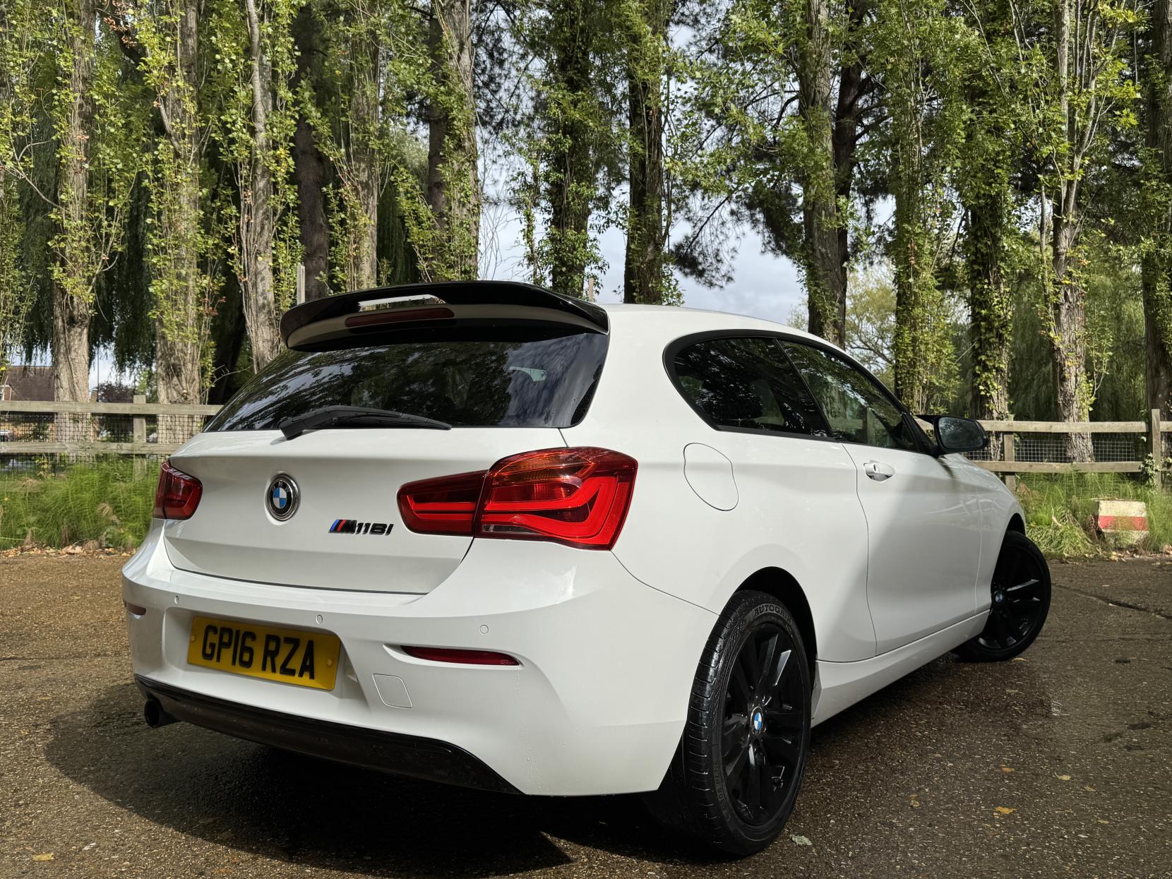 BMW 1 Series 1.5 118i Sport Hatchback 3dr Petrol Manual Euro 6 (s/s) (136 ps)