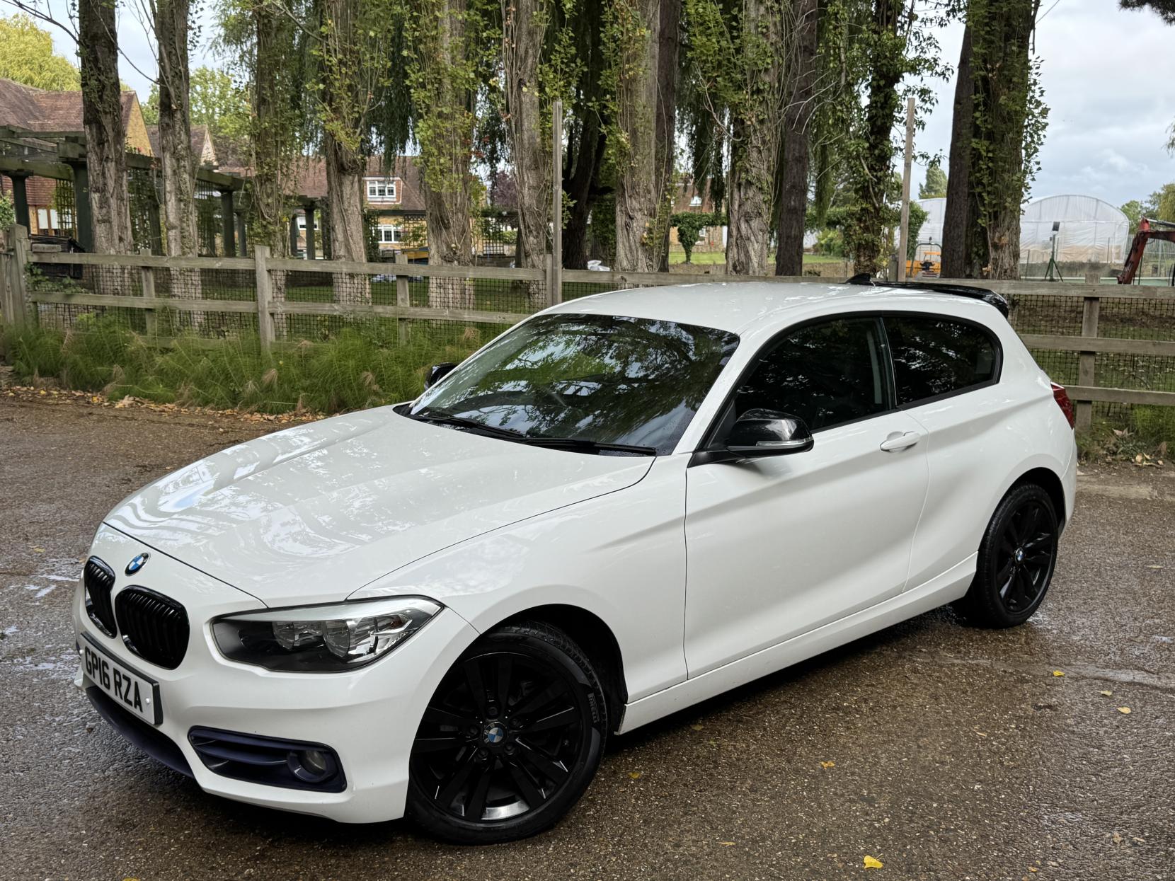 BMW 1 Series 1.5 118i Sport Hatchback 3dr Petrol Manual Euro 6 (s/s) (136 ps)