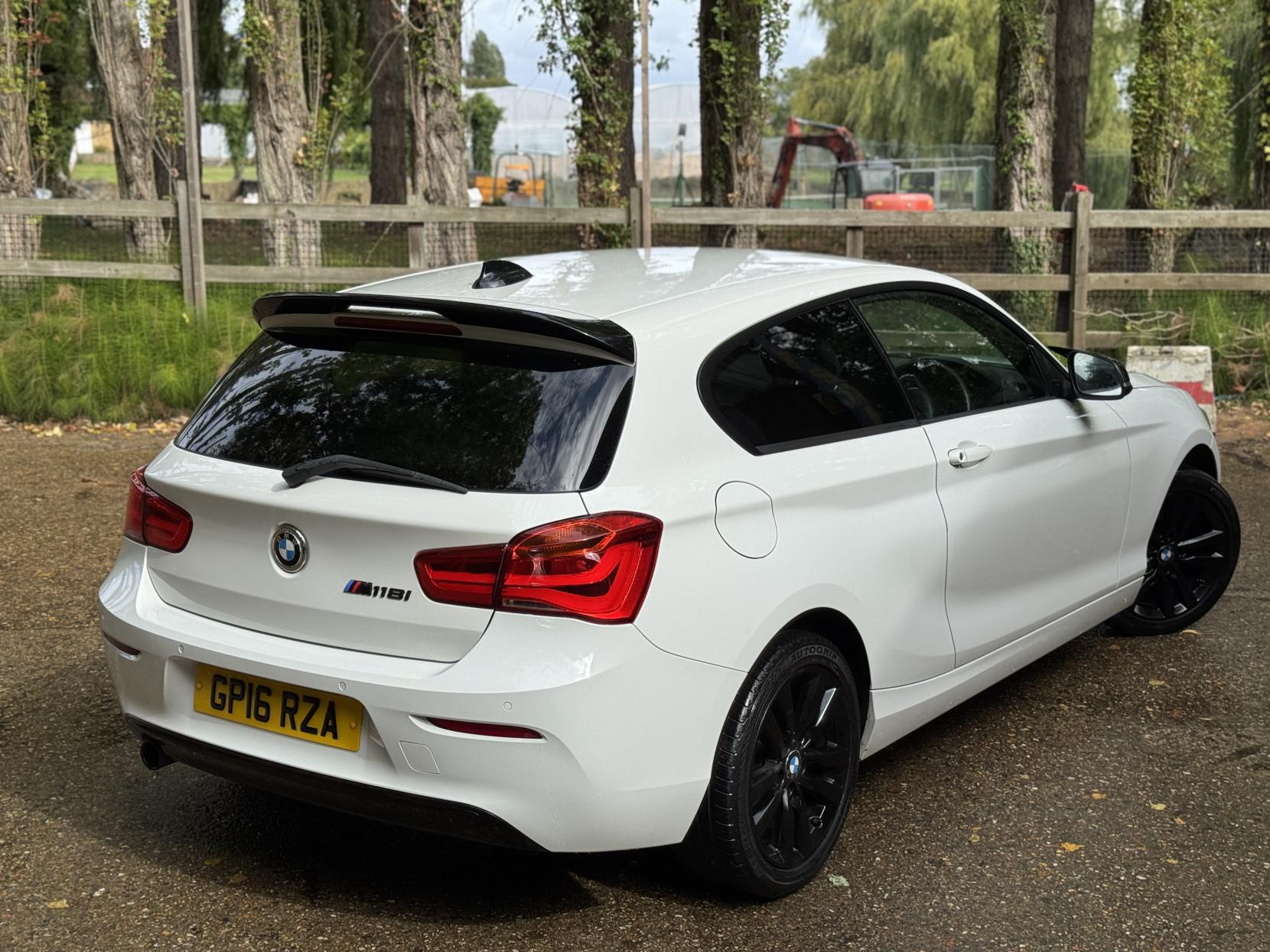 BMW 1 Series 1.5 118i Sport Hatchback 3dr Petrol Manual Euro 6 (s/s) (136 ps)