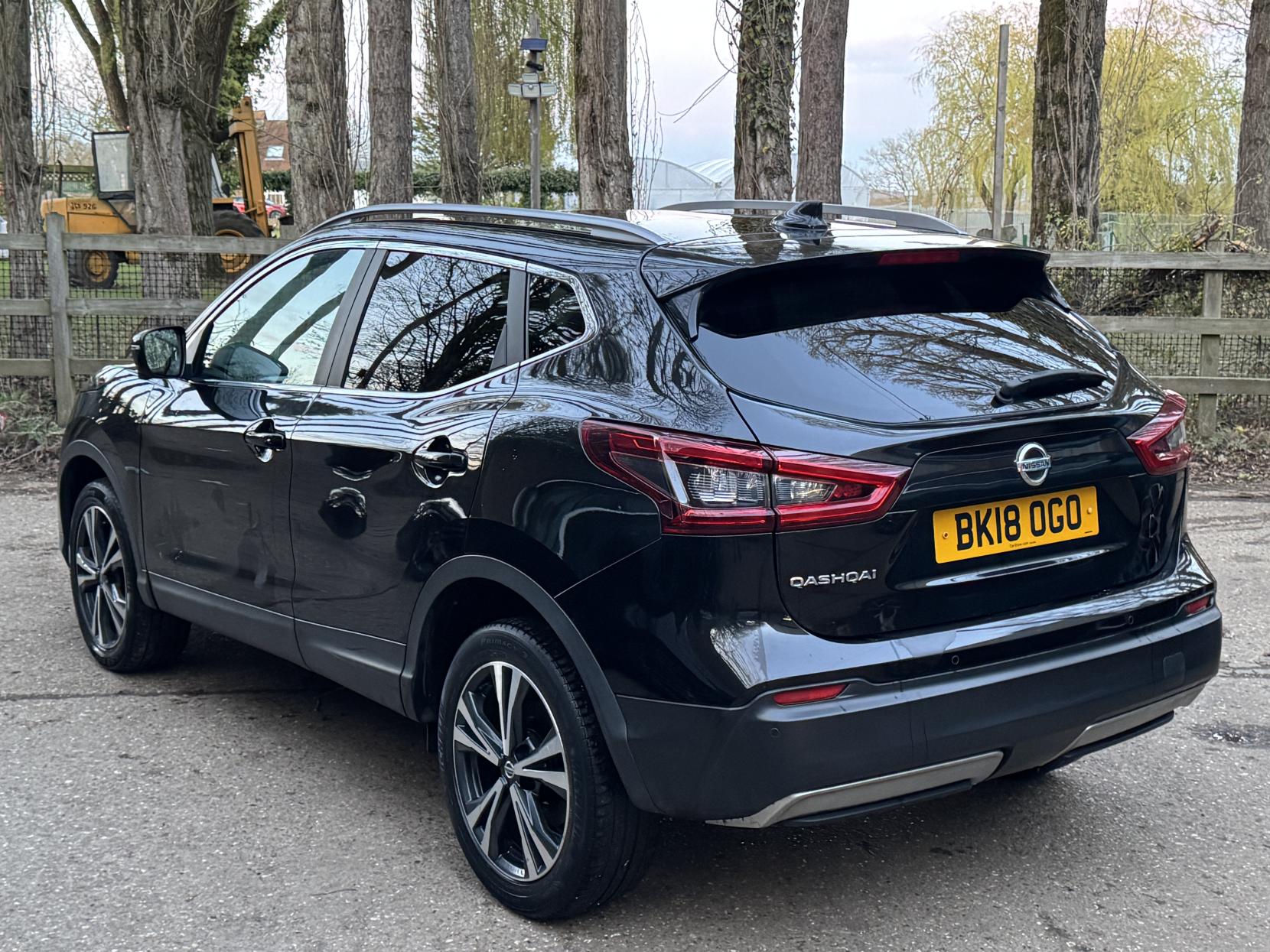 Nissan Qashqai 1.2 DIG-T N-Connecta SUV 5dr Petrol Manual Euro 6 (s/s) (115 ps)