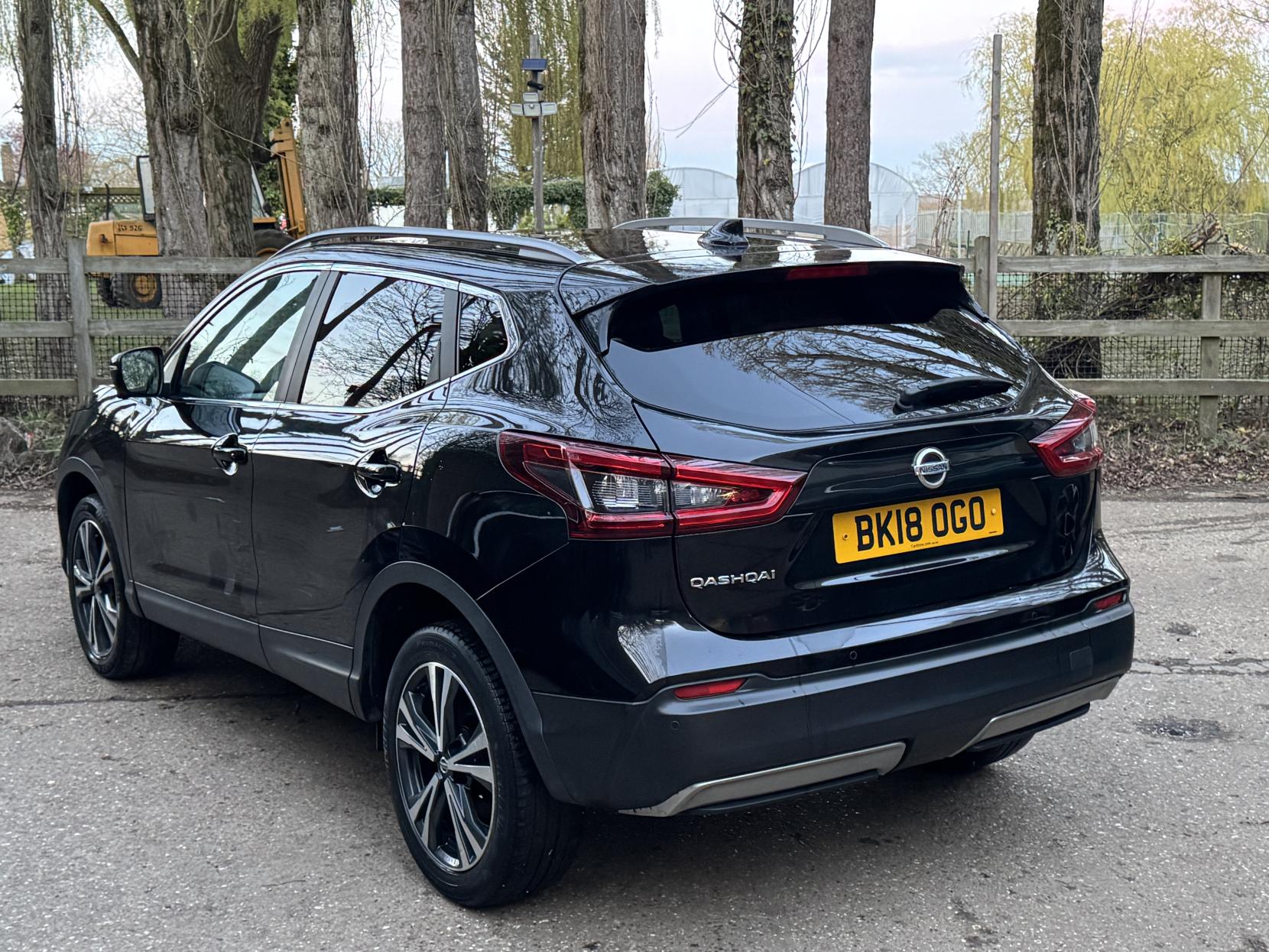 Nissan Qashqai 1.2 DIG-T N-Connecta SUV 5dr Petrol Manual Euro 6 (s/s) (115 ps)