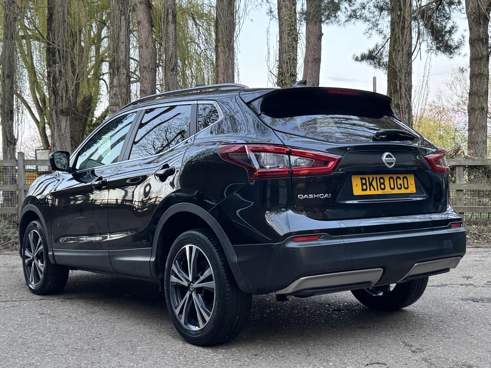 Nissan Qashqai 1.2 DIG-T N-Connecta SUV 5dr Petrol Manual Euro 6 (s/s) (115 ps)