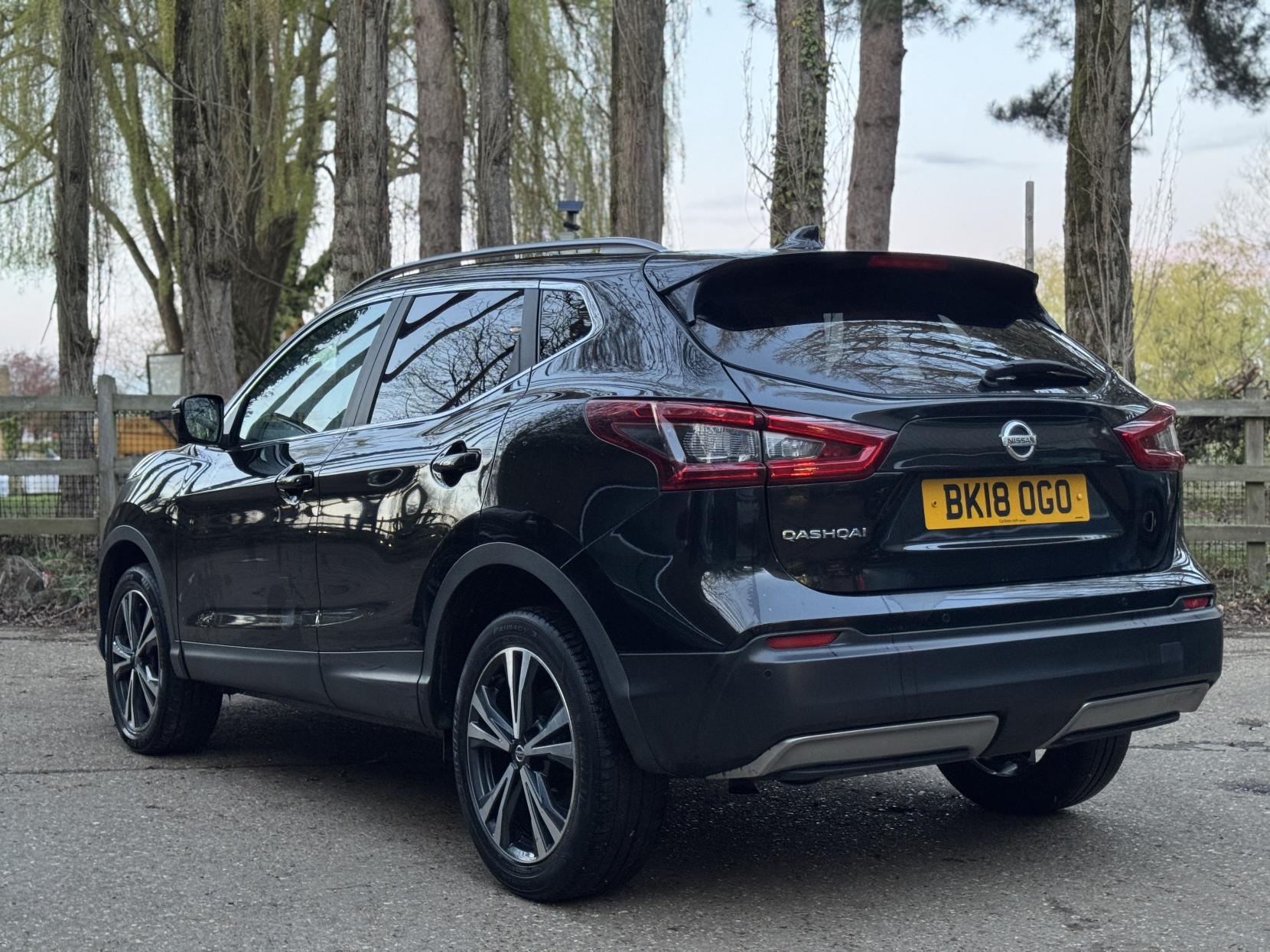 Nissan Qashqai 1.2 DIG-T N-Connecta SUV 5dr Petrol Manual Euro 6 (s/s) (115 ps)