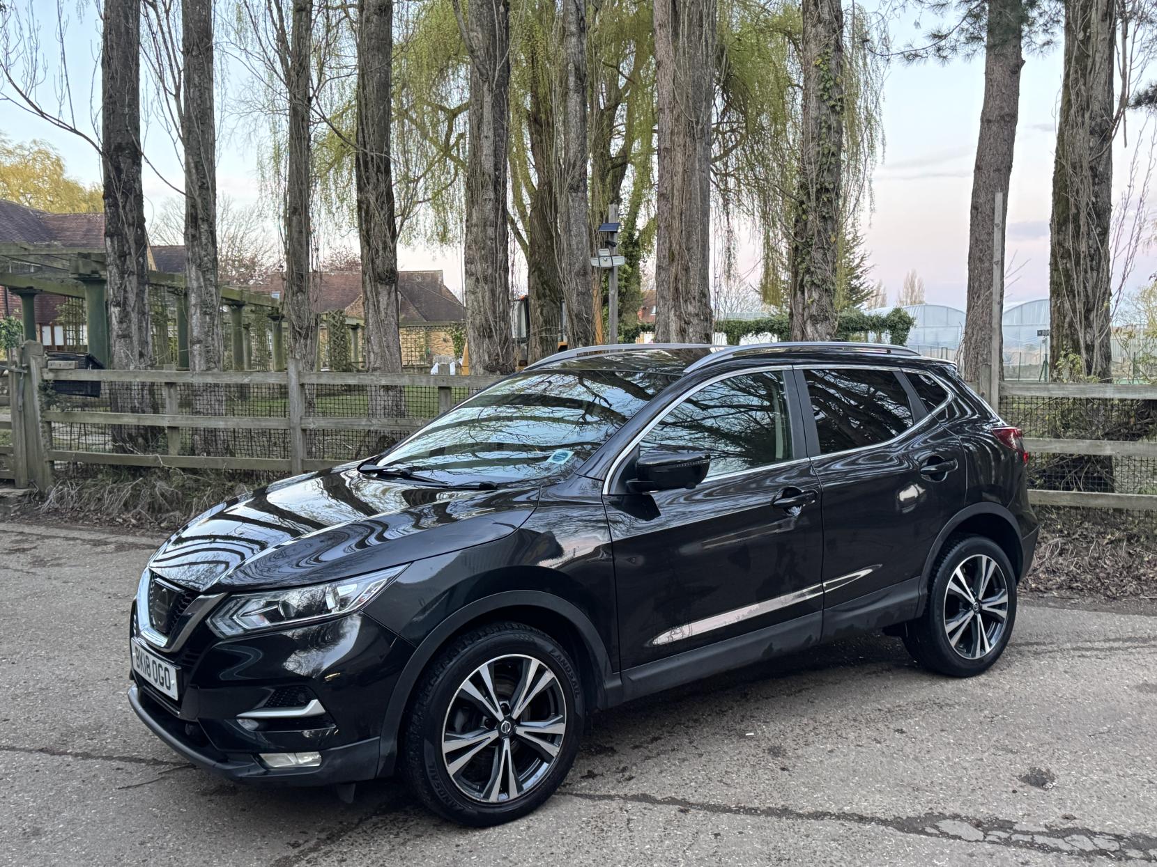 Nissan Qashqai 1.2 DIG-T N-Connecta SUV 5dr Petrol Manual Euro 6 (s/s) (115 ps)