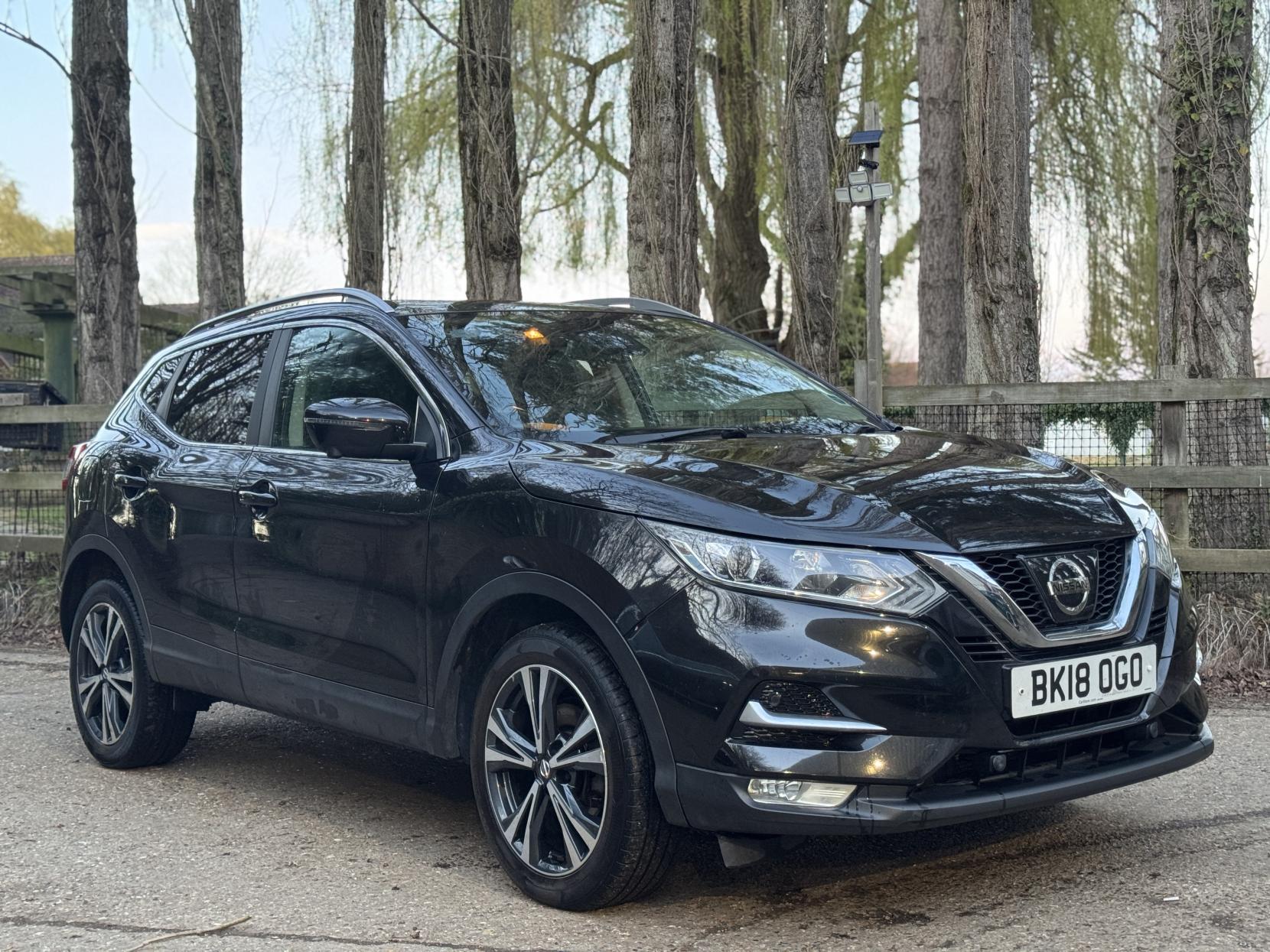 Nissan Qashqai 1.2 DIG-T N-Connecta SUV 5dr Petrol Manual Euro 6 (s/s) (115 ps)