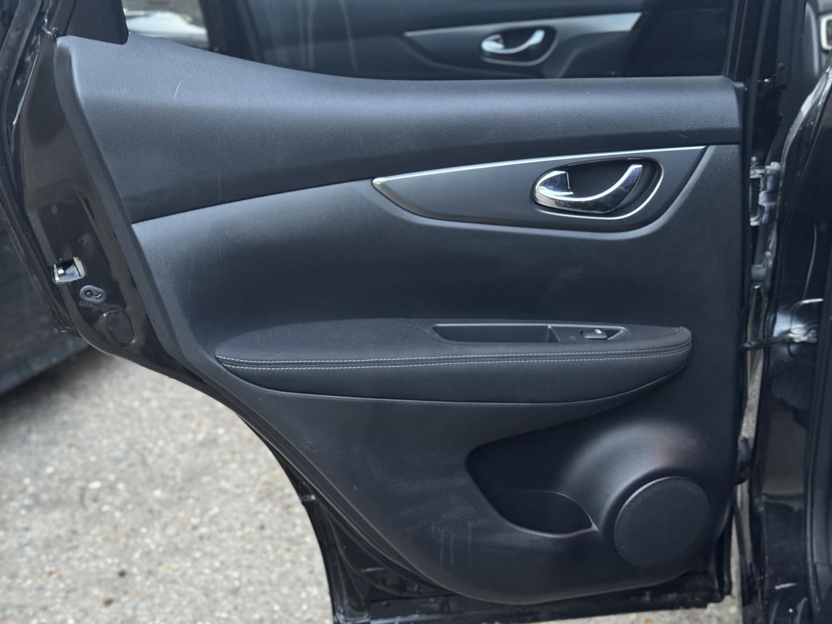 Nissan Qashqai 1.2 DIG-T N-Connecta SUV 5dr Petrol Manual Euro 6 (s/s) (115 ps)