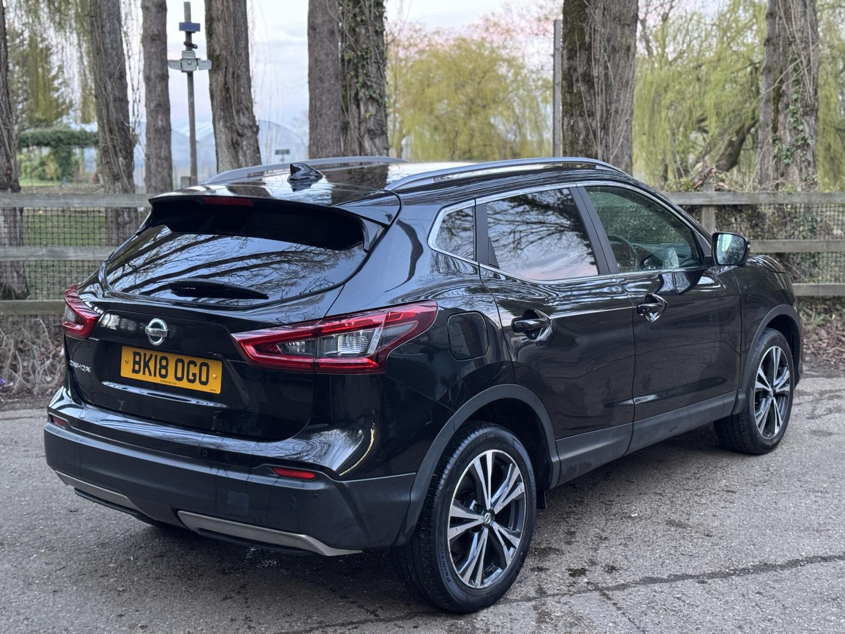 Nissan Qashqai 1.2 DIG-T N-Connecta SUV 5dr Petrol Manual Euro 6 (s/s) (115 ps)