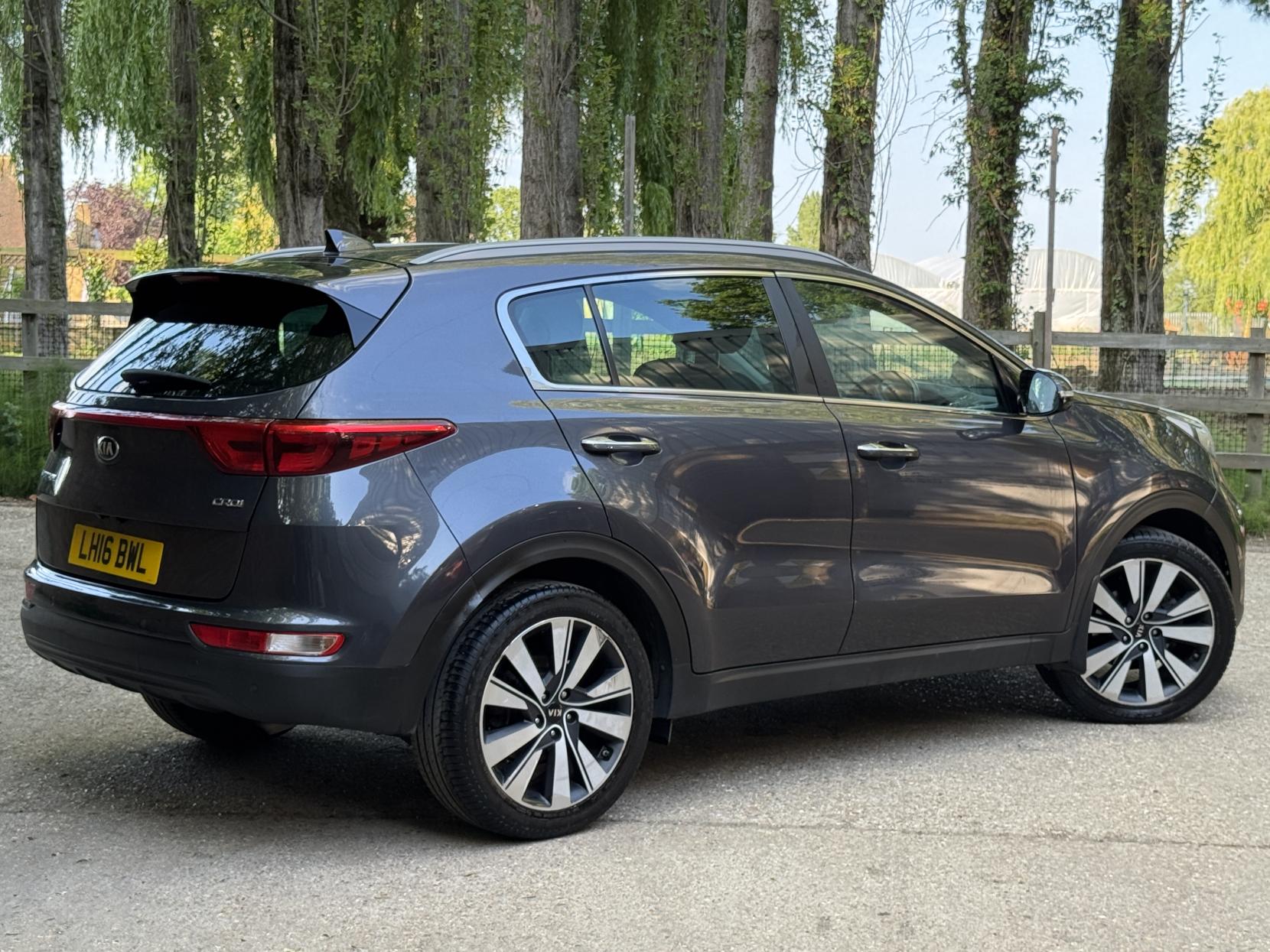 Kia Sportage 2.0 CRDi KX-3 SUV 5dr Diesel Auto AWD Euro 6 (134 bhp)