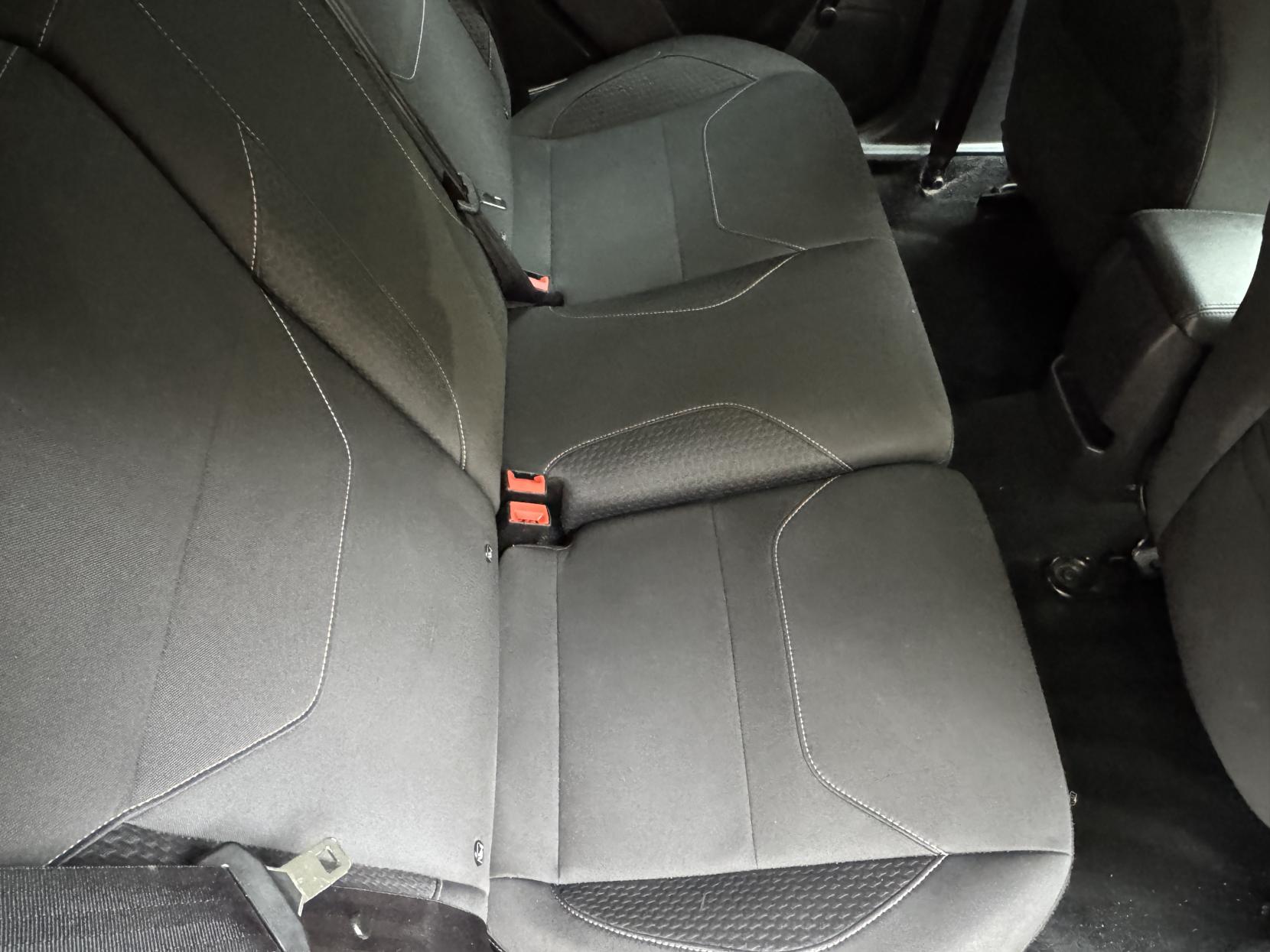 Ford Focus 1.0T EcoBoost Zetec Edition Hatchback 5dr Petrol Manual Euro 6 (s/s) (125 ps)