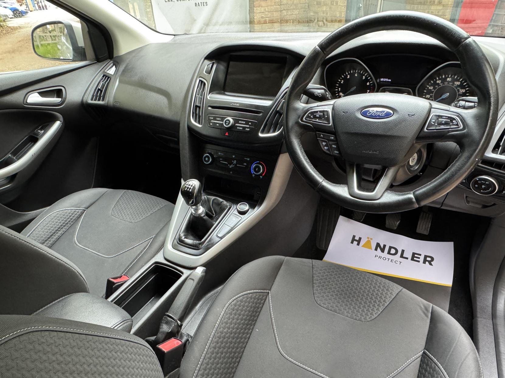 Ford Focus 1.0T EcoBoost Zetec Edition Hatchback 5dr Petrol Manual Euro 6 (s/s) (125 ps)