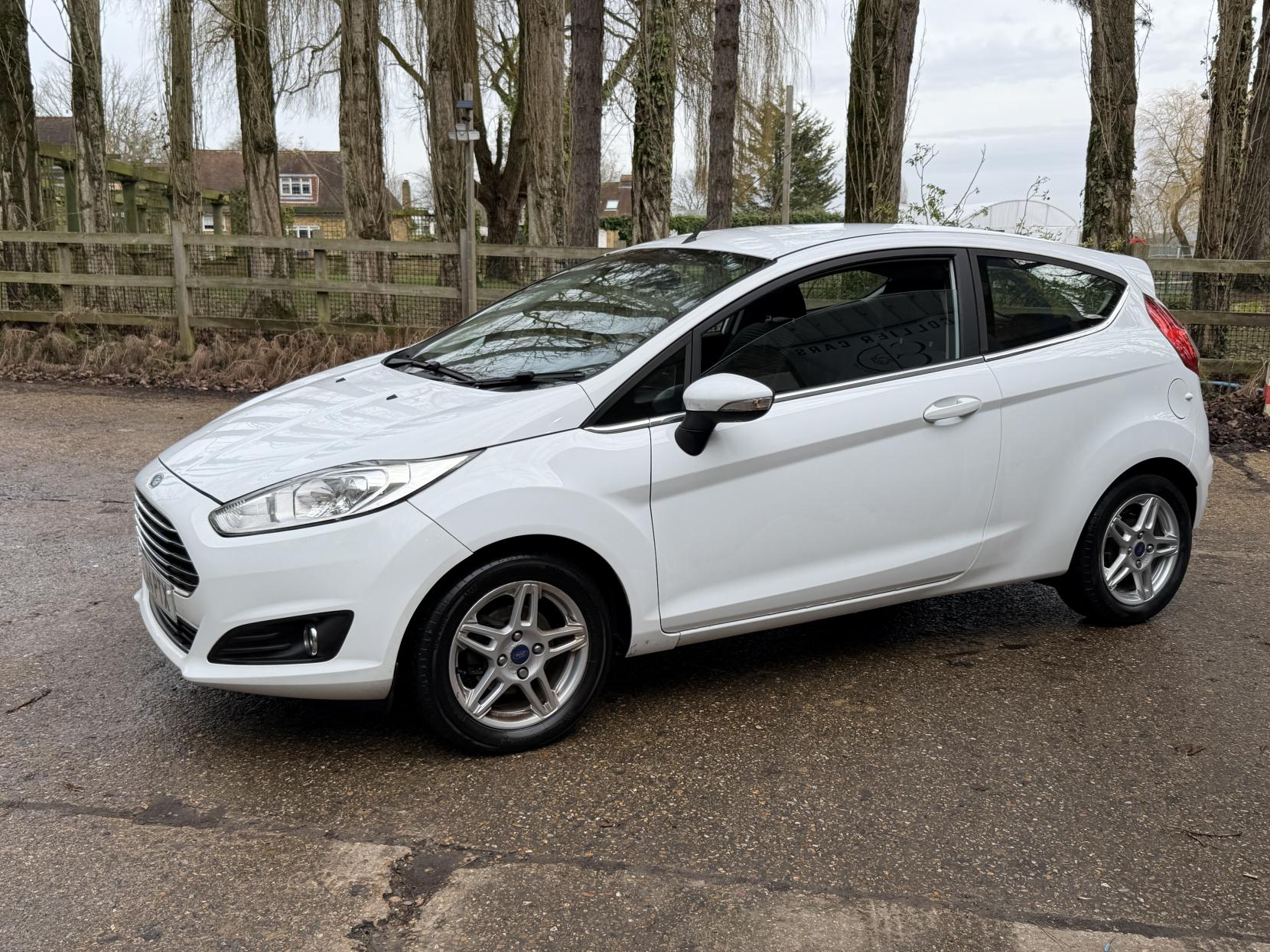 Ford Fiesta 1.0T EcoBoost Zetec Hatchback 3dr Petrol Manual Euro 5 (s/s) (100 ps)
