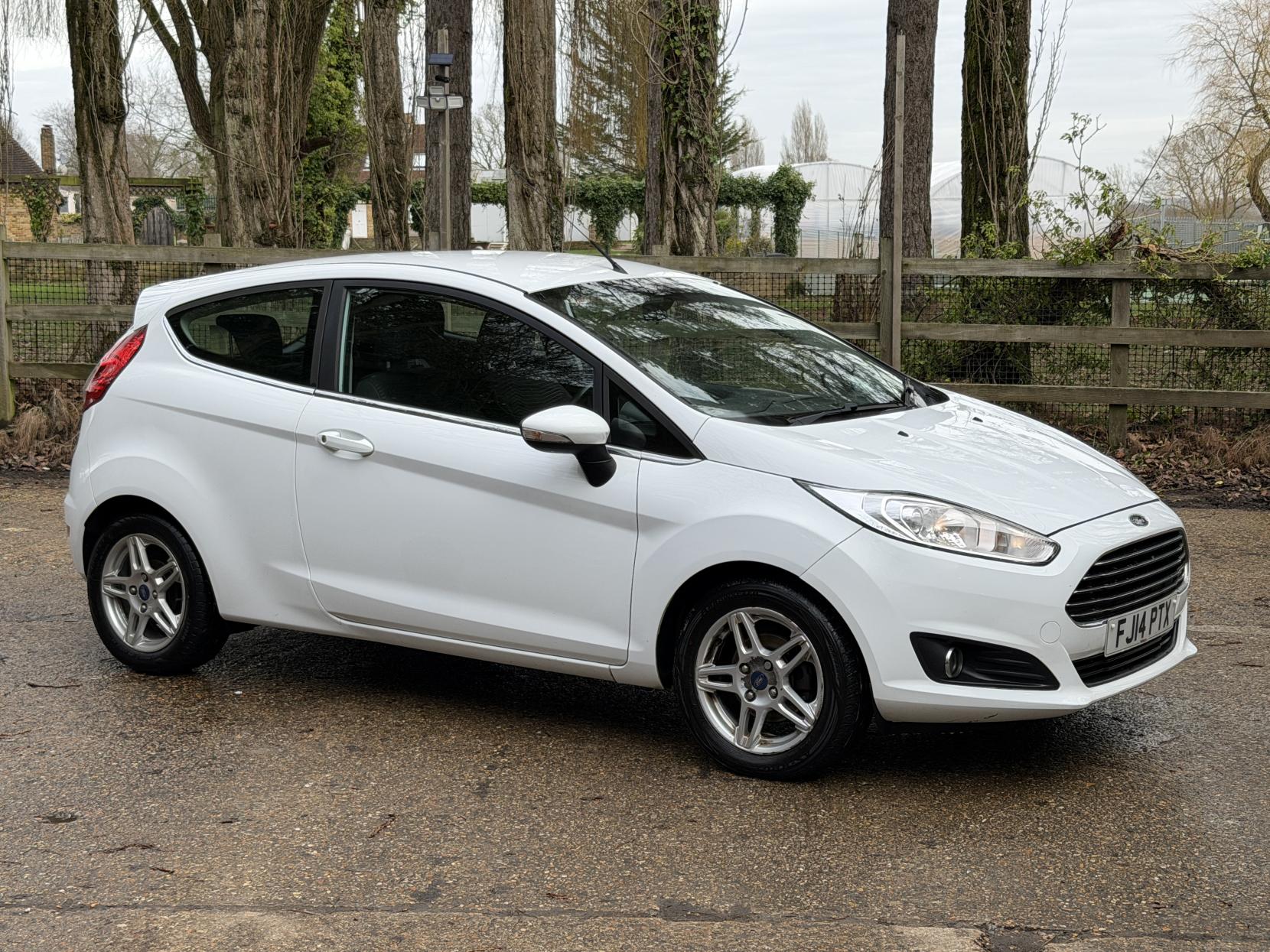 Ford Fiesta 1.0T EcoBoost Zetec Hatchback 3dr Petrol Manual Euro 5 (s/s) (100 ps)