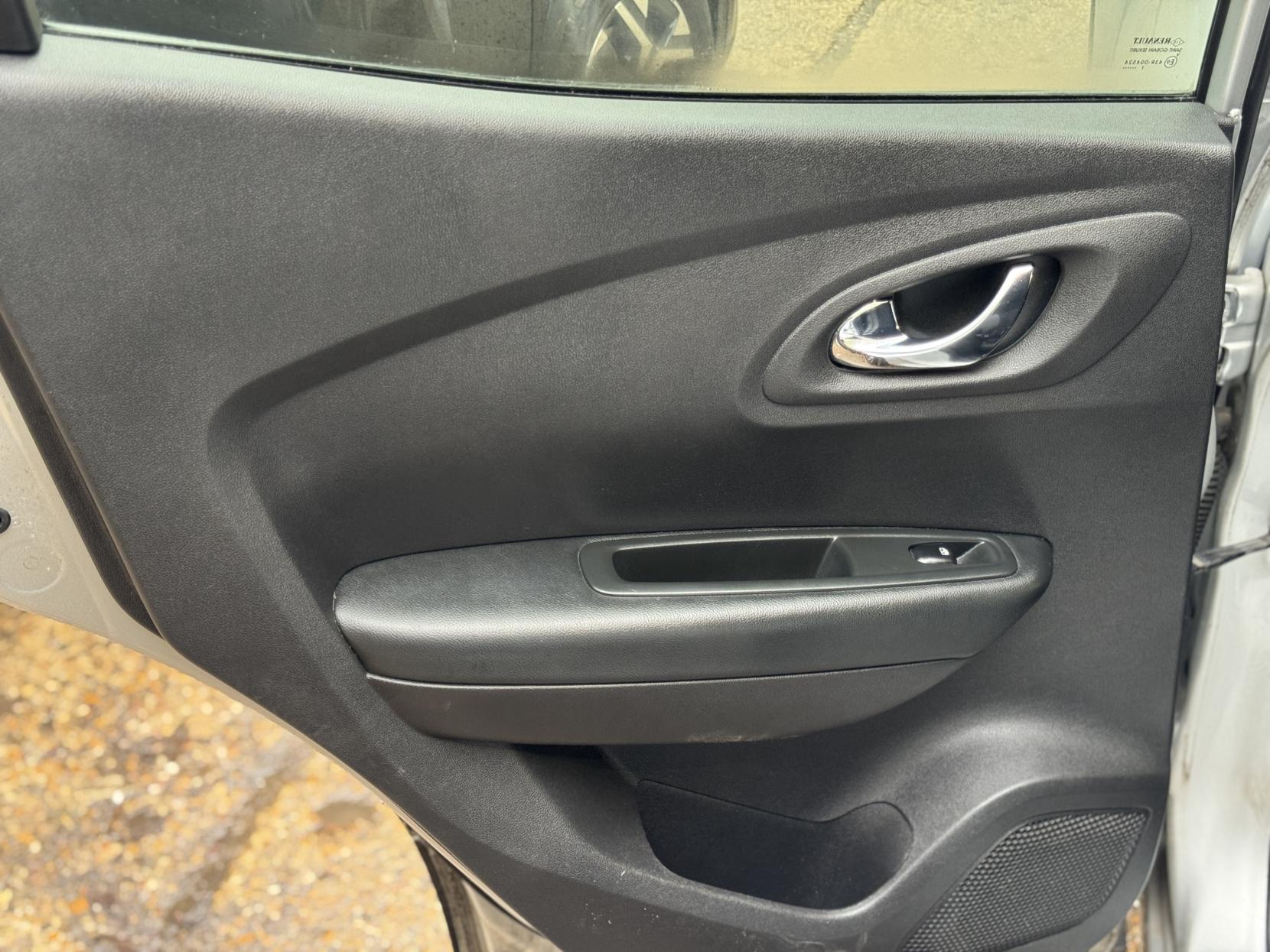 Renault Kadjar 1.5 dCi Dynamique S Nav SUV 5dr Diesel EDC Euro 6 (s/s) (110 ps)