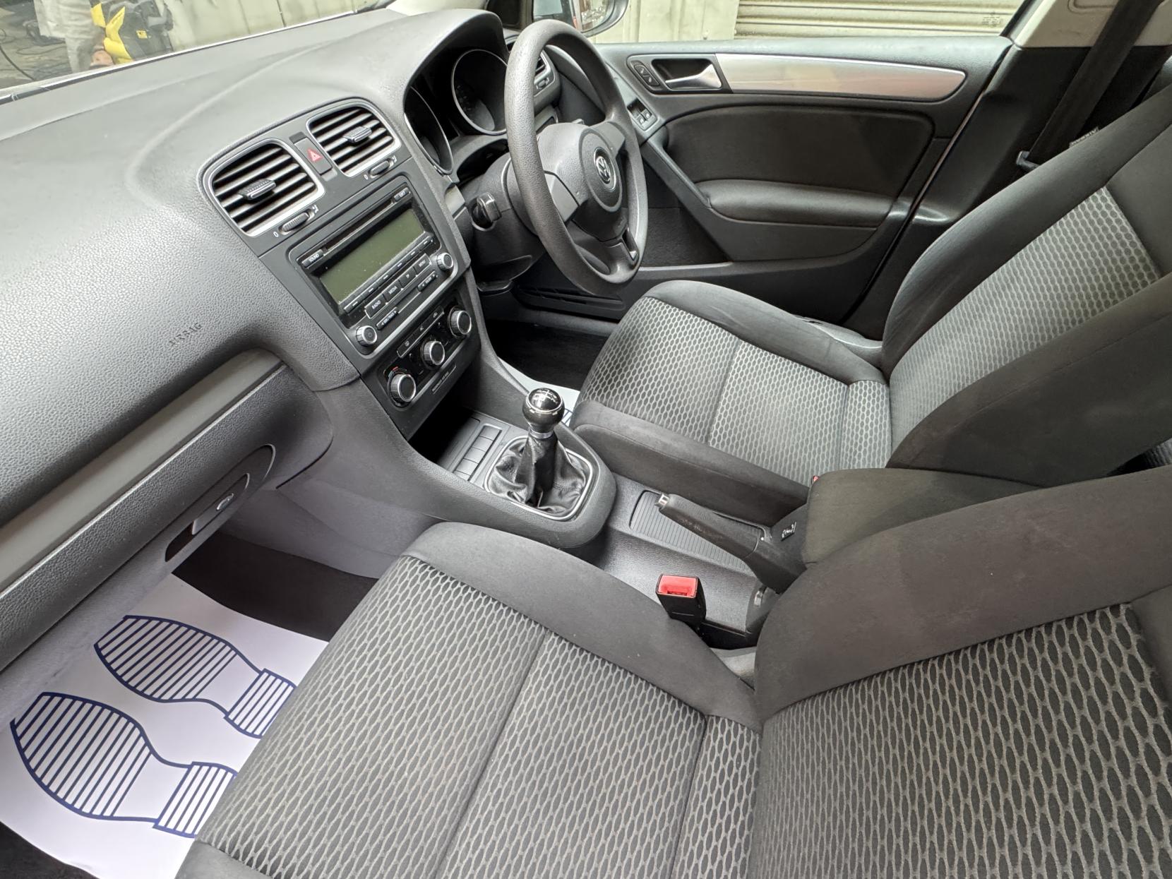 Volkswagen Golf 1.4 Twist Hatchback 5dr Petrol Manual Euro 5 (80 ps)