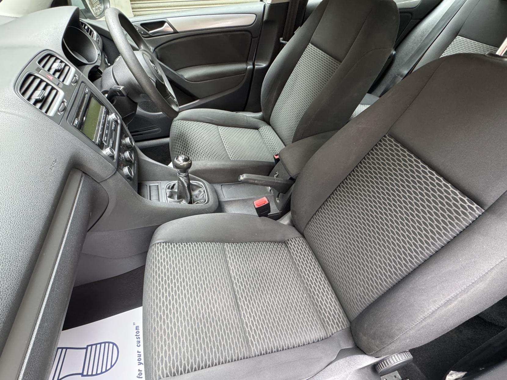 Volkswagen Golf 1.4 Twist Hatchback 5dr Petrol Manual Euro 5 (80 ps)