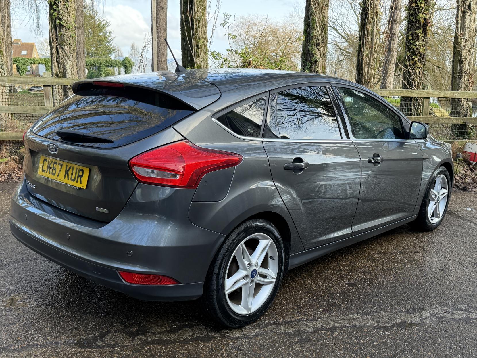 Ford Focus 1.0T EcoBoost Titanium Hatchback 5dr Petrol Manual Euro 6 (s/s) (125 ps)