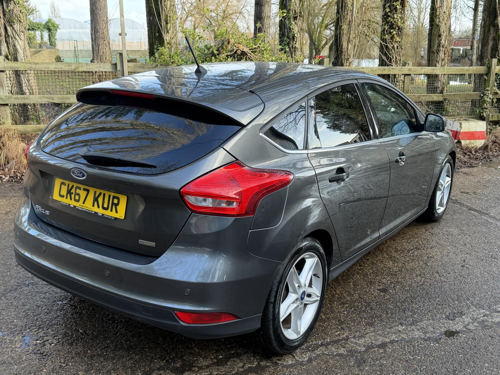 Ford Focus 1.0T EcoBoost Titanium Hatchback 5dr Petrol Manual Euro 6 (s/s) (125 ps)