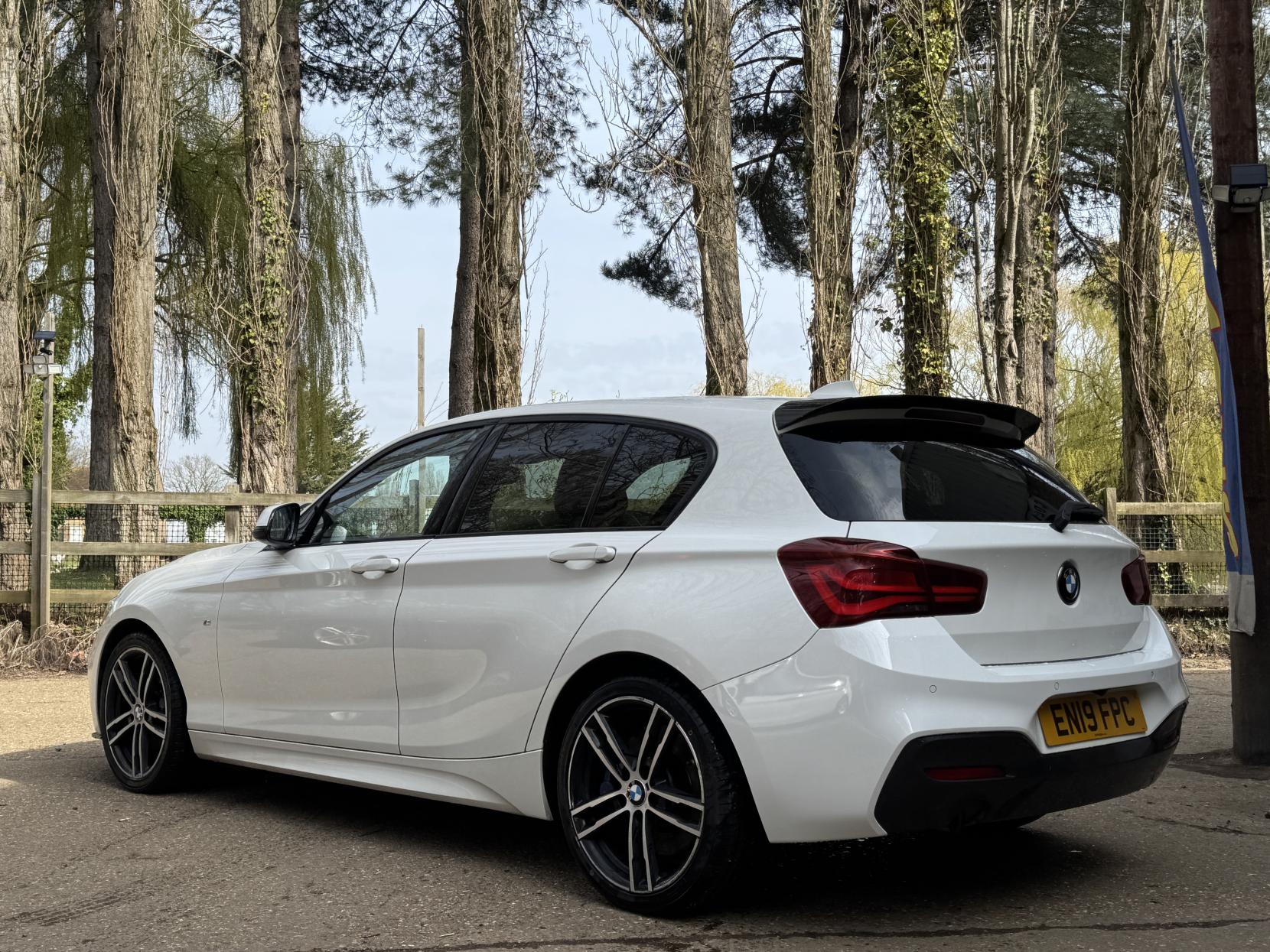 BMW 1 Series 1.5 118i GPF M Sport Shadow Edition Hatchback 5dr Petrol Manual Euro 6 (s/s) (136 ps)
