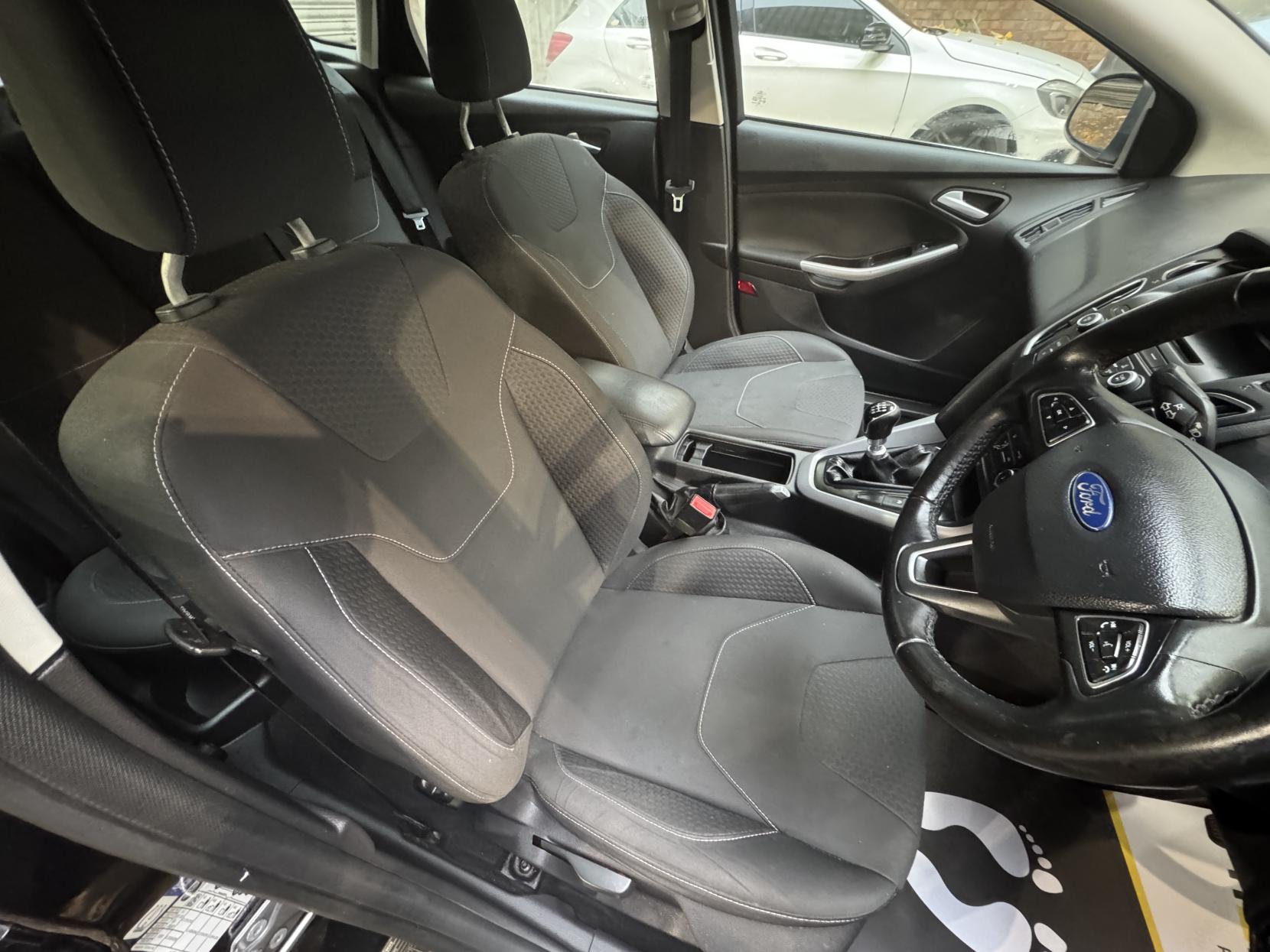 BMW 1 Series 1.6 118i M Sport Hatchback 3dr Petrol Auto Euro 6 (s/s) (136 ps)