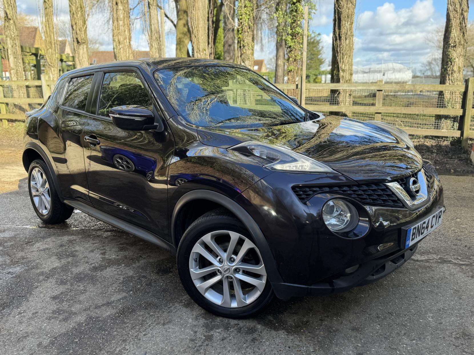 Nissan Juke 1.2 DIG-T Acenta Premium SUV 5dr Petrol Manual 6Spd Euro 5 (s/s) (115 ps)