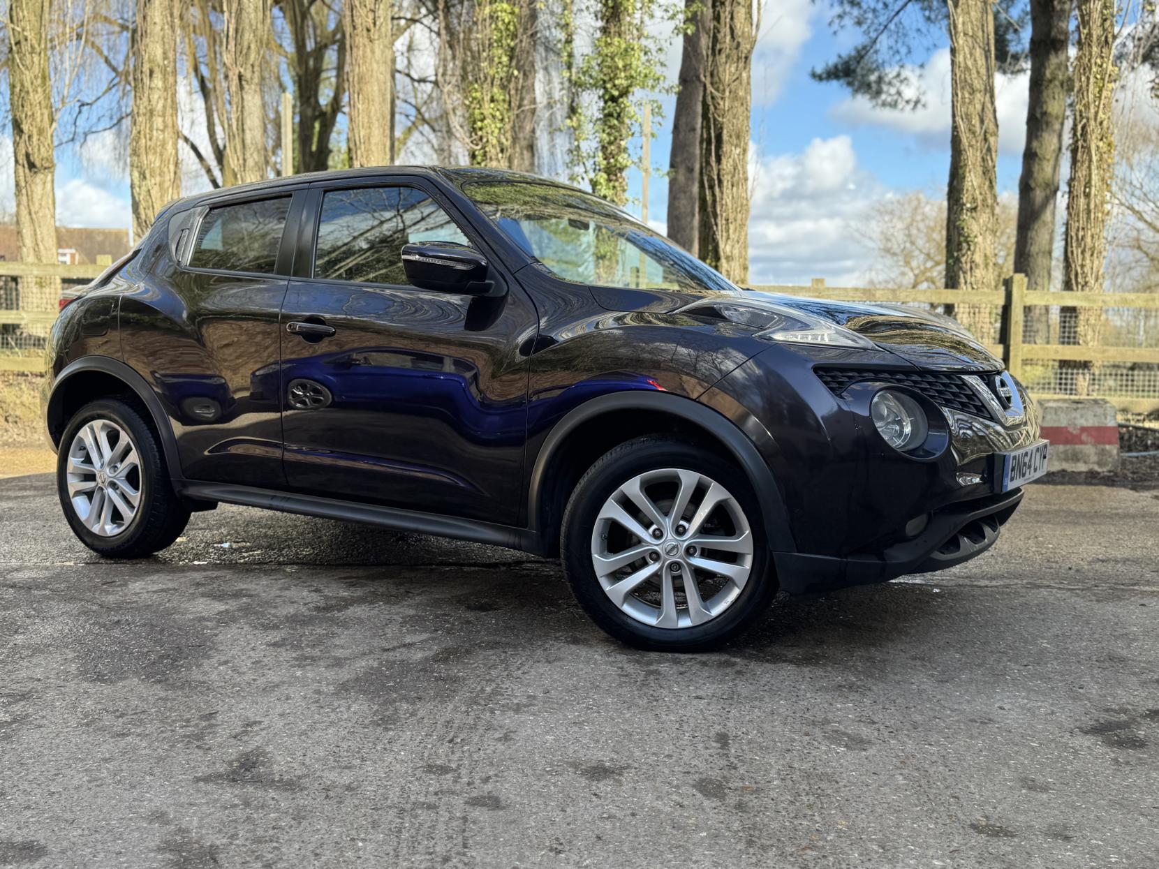 Nissan Juke 1.2 DIG-T Acenta Premium SUV 5dr Petrol Manual 6Spd Euro 5 (s/s) (115 ps)