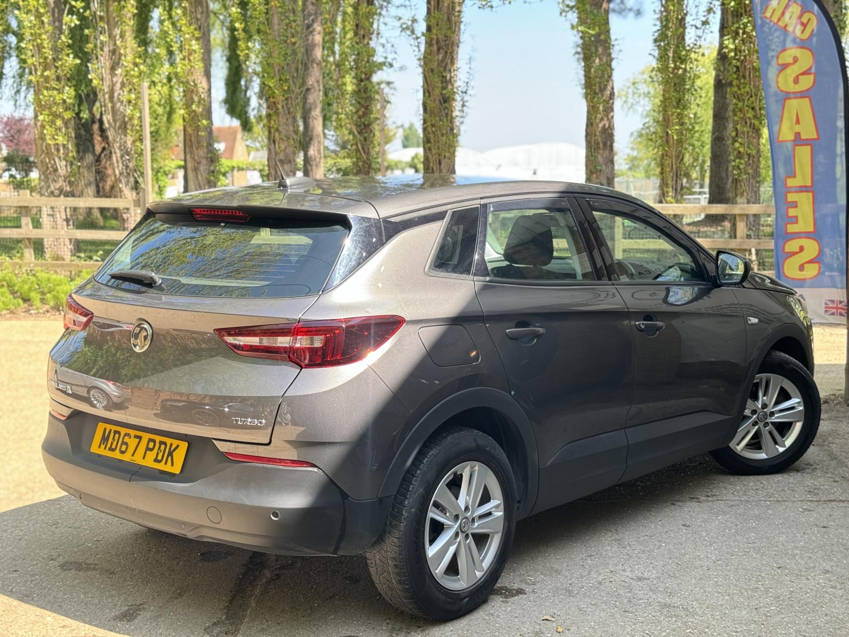 Vauxhall Grandland X 1.2 Turbo SE SUV 5dr Petrol Manual Euro 6 (s/s) (130 ps)