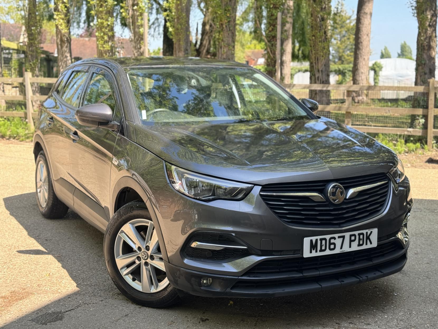 Vauxhall Grandland X 1.2 Turbo SE SUV 5dr Petrol Manual Euro 6 (s/s) (130 ps)