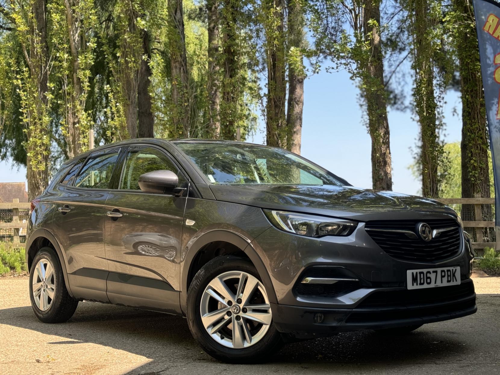 Vauxhall Grandland X 1.2 Turbo SE SUV 5dr Petrol Manual Euro 6 (s/s) (130 ps)