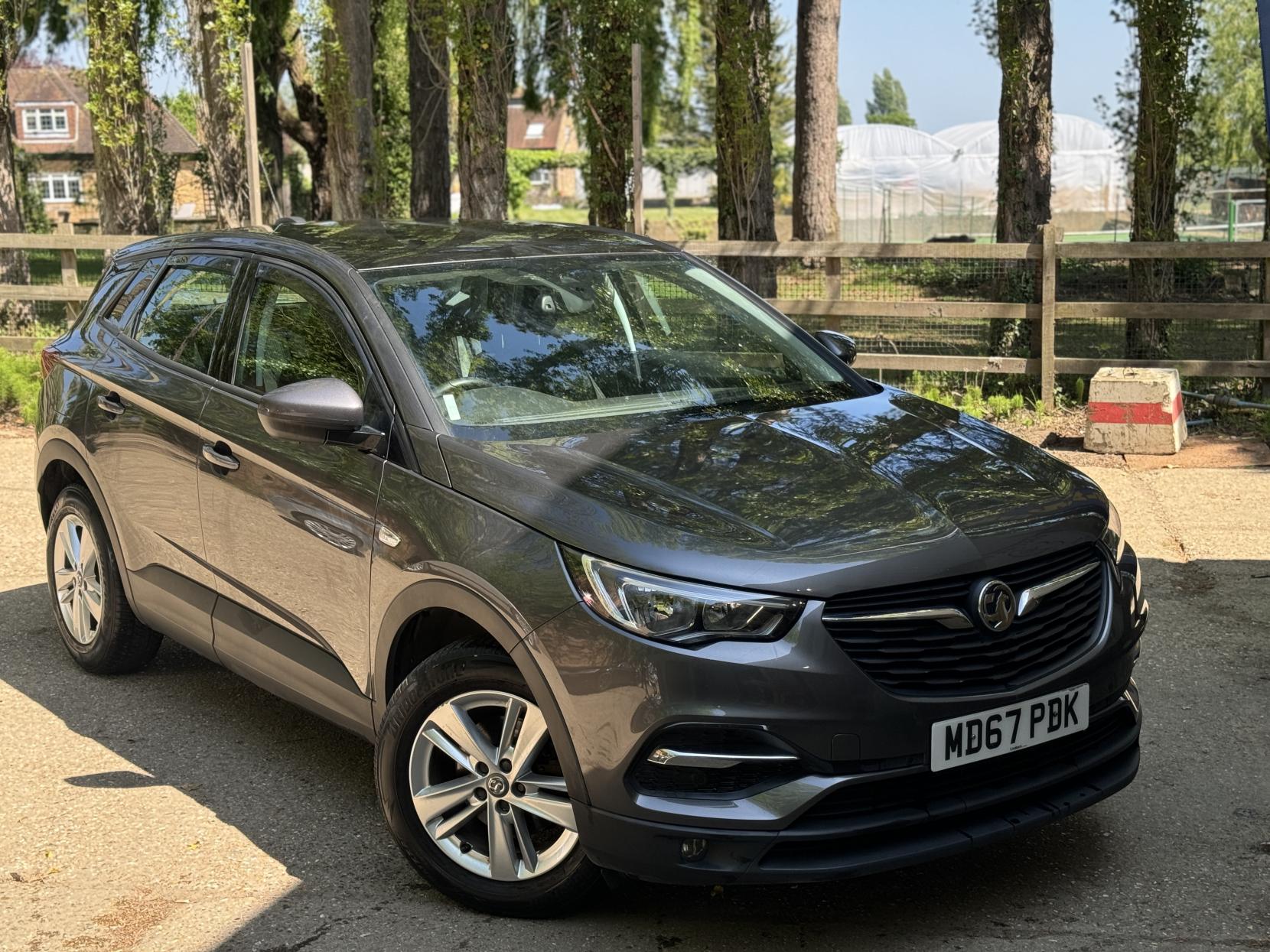 Vauxhall Grandland X 1.2 Turbo SE SUV 5dr Petrol Manual Euro 6 (s/s) (130 ps)
