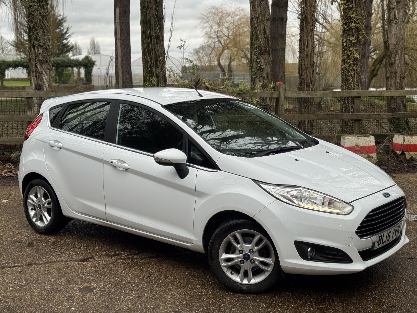 Ford Fiesta 1.0T EcoBoost Zetec Hatchback 5dr Petrol Manual Euro 6 (s/s) (100 ps)