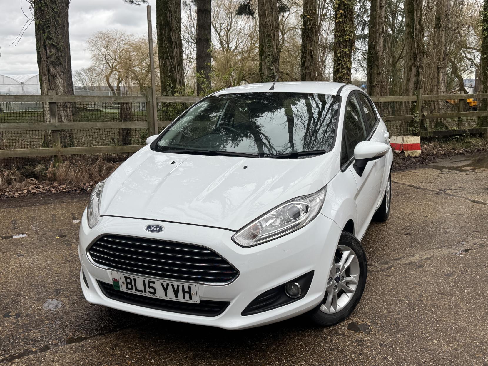 Ford Fiesta 1.0T EcoBoost Zetec Hatchback 5dr Petrol Manual Euro 6 (s/s) (100 ps)