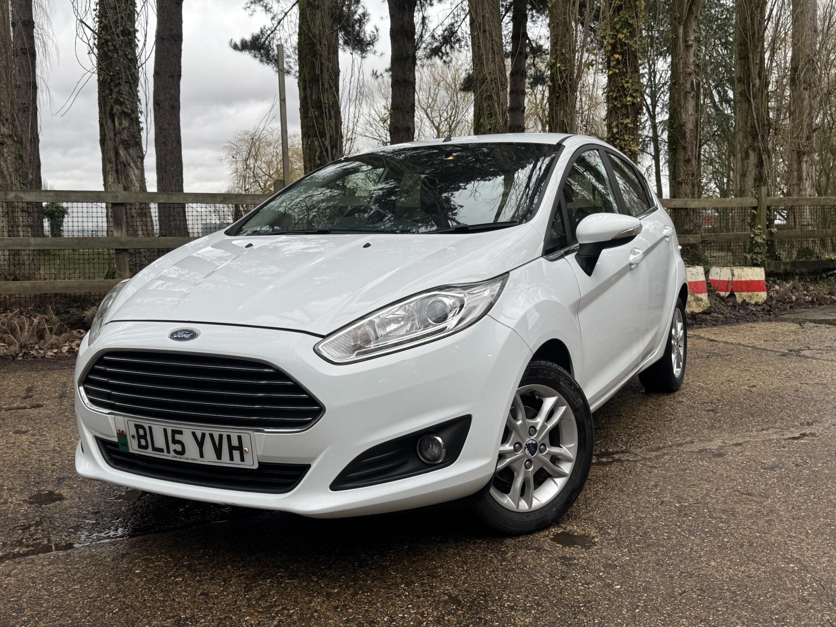 Ford Fiesta 1.0T EcoBoost Zetec Hatchback 5dr Petrol Manual Euro 6 (s/s) (100 ps)