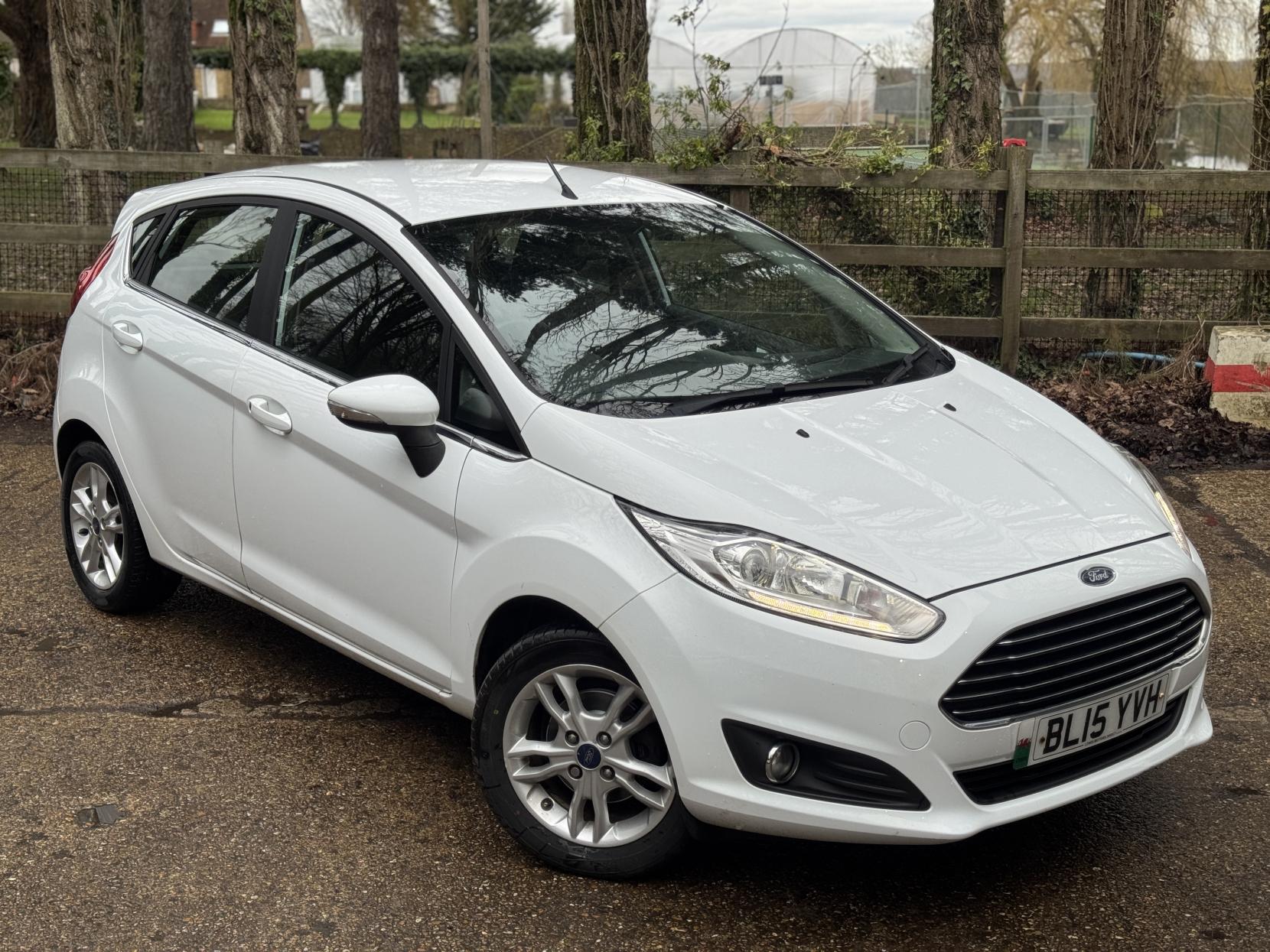 Ford Fiesta 1.0T EcoBoost Zetec Hatchback 5dr Petrol Manual Euro 6 (s/s) (100 ps)