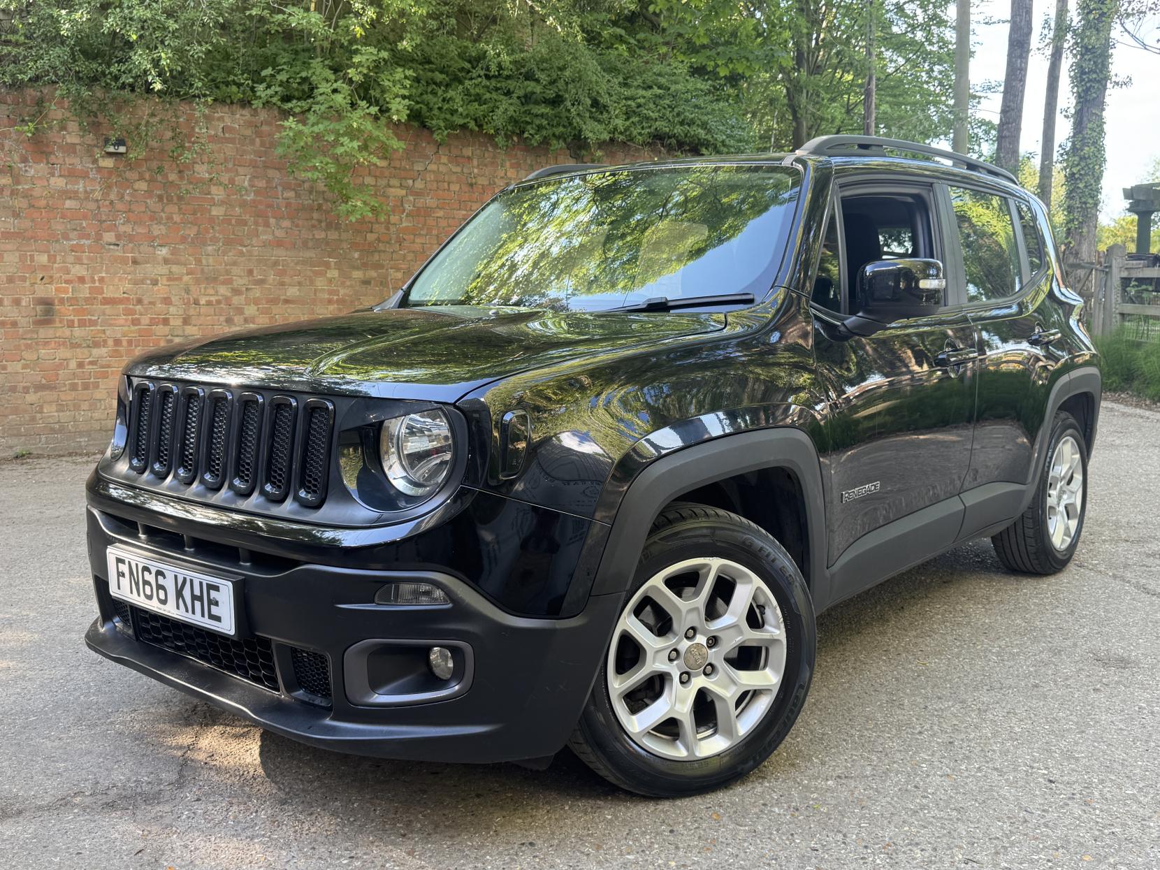 Jeep Renegade 1.6 MultiJetII Longitude SUV 5dr Diesel Manual Euro 6 (s/s) (120 ps)