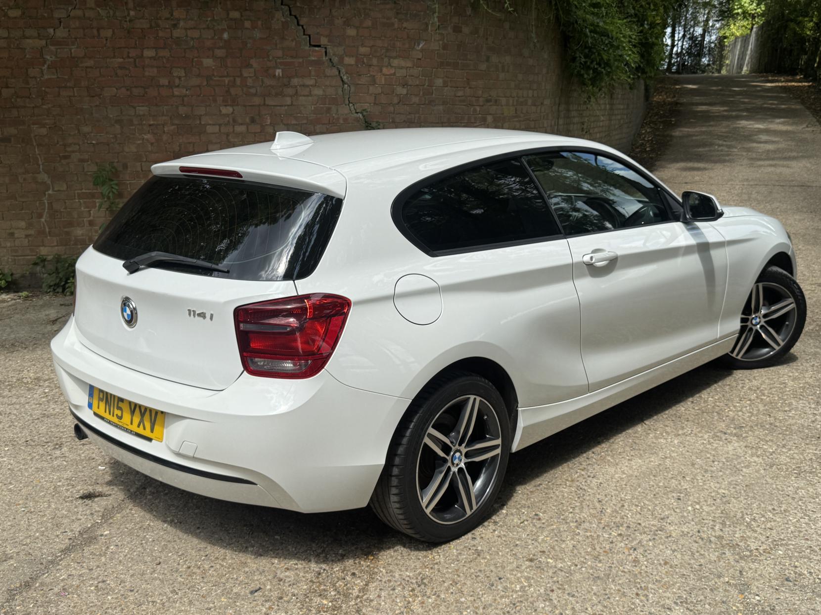 BMW 1 Series 1.6 114i Sport Hatchback 3dr Petrol Manual Euro 6 (s/s) (102 ps)