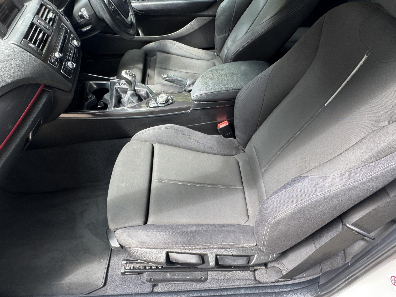 BMW 1 Series 1.6 114i Sport Hatchback 3dr Petrol Manual Euro 6 (s/s) (102 ps)