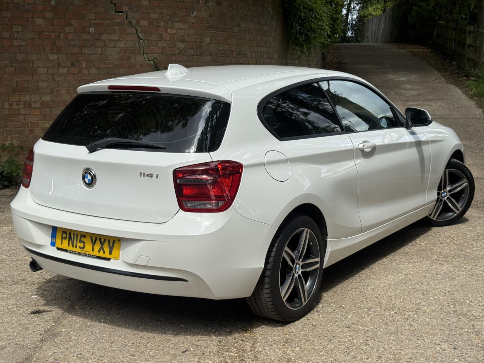 BMW 1 Series 1.6 114i Sport Hatchback 3dr Petrol Manual Euro 6 (s/s) (102 ps)
